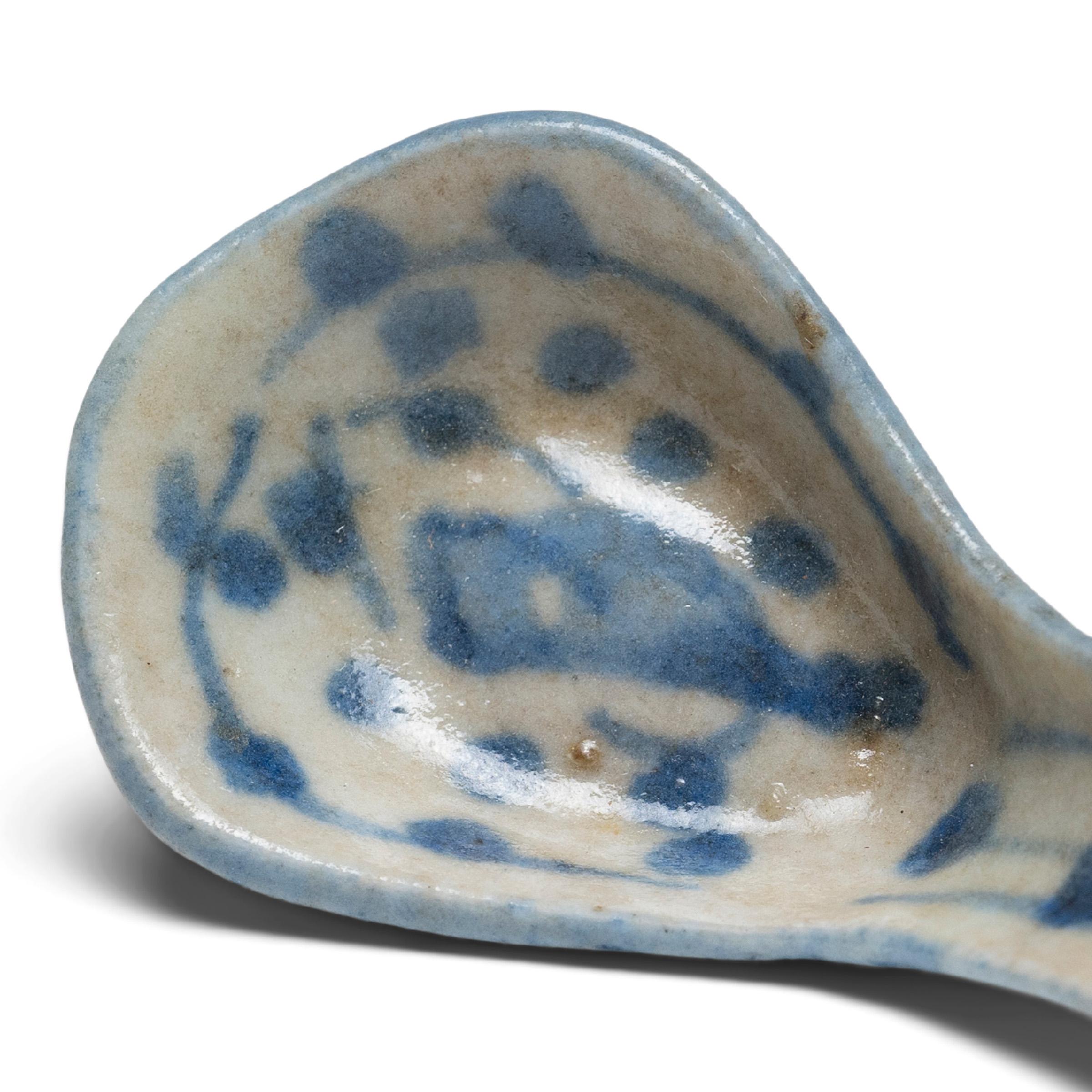 Qing Chinese Blue and White Spoon, c. 1850 For Sale