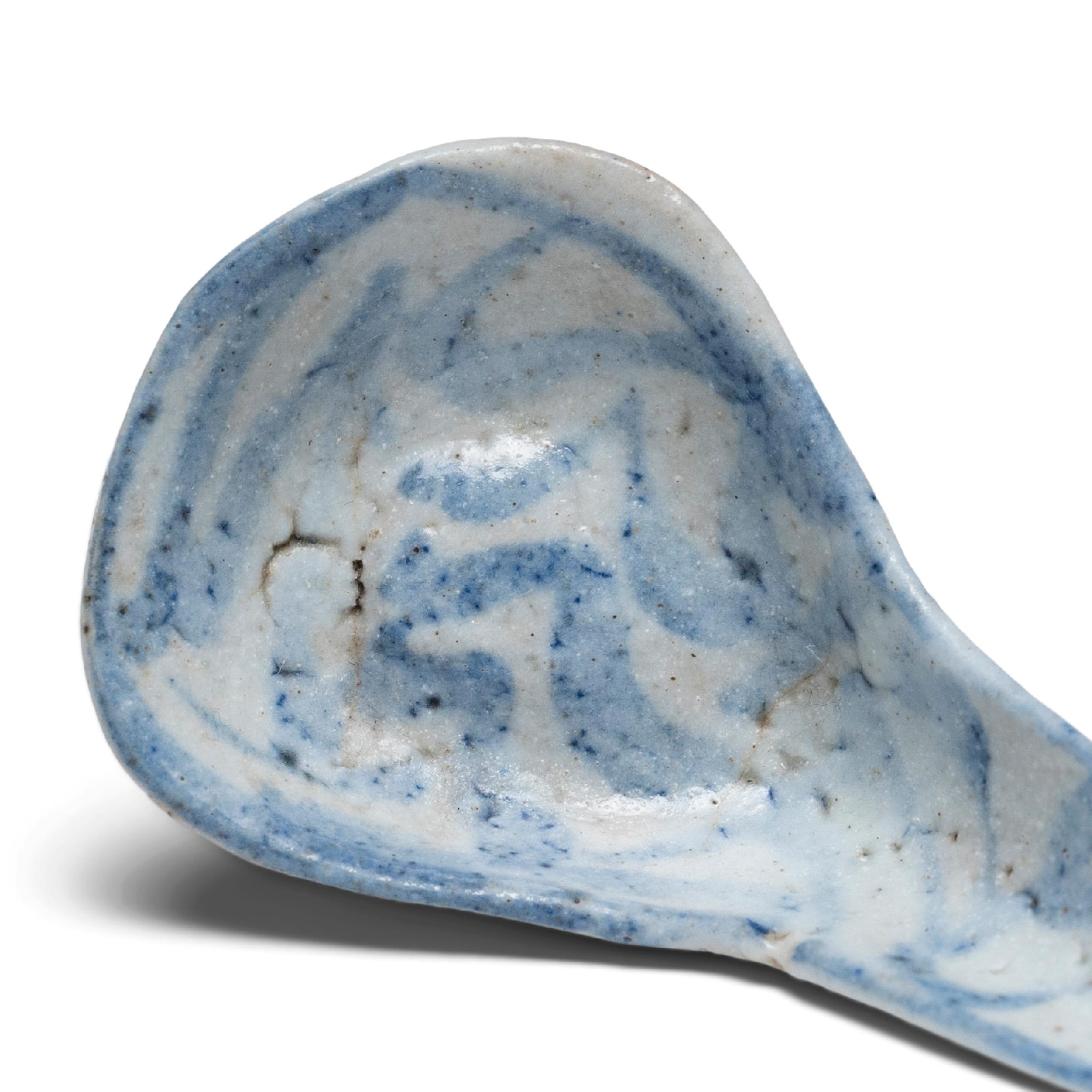 Qing Chinese Blue and White Spoon, c. 1850 For Sale