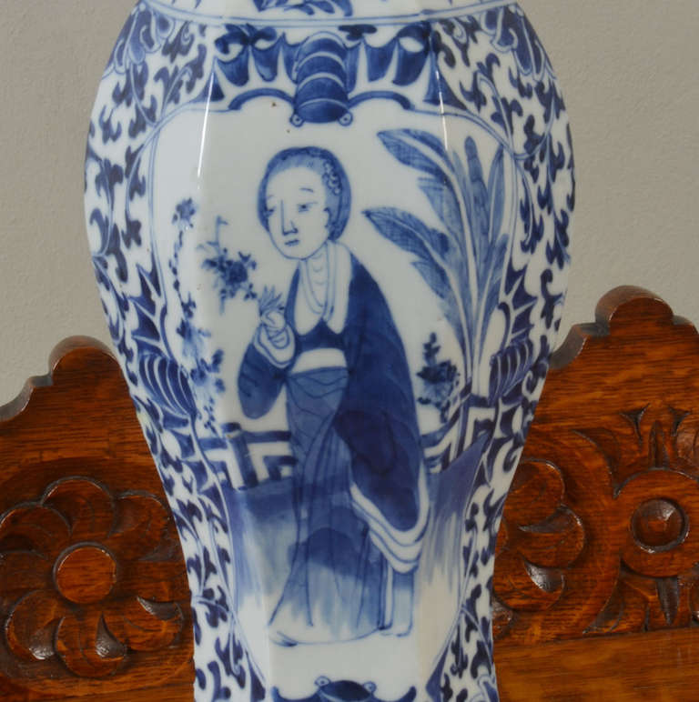 Vase chinois bleu et blanc Bon état - En vente à Cheshire, GB