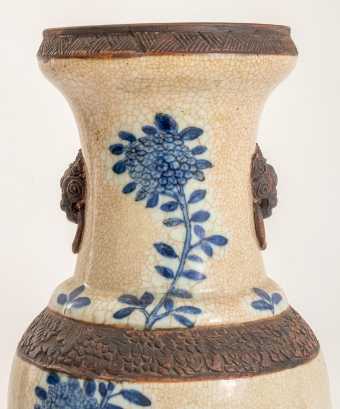 Vase chinois bleu et blanc en vente 2
