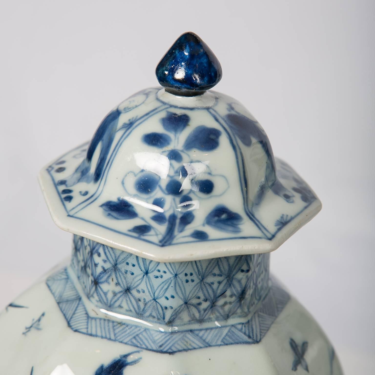 Chinese Blue and White Vases with Elegant Ladies 1