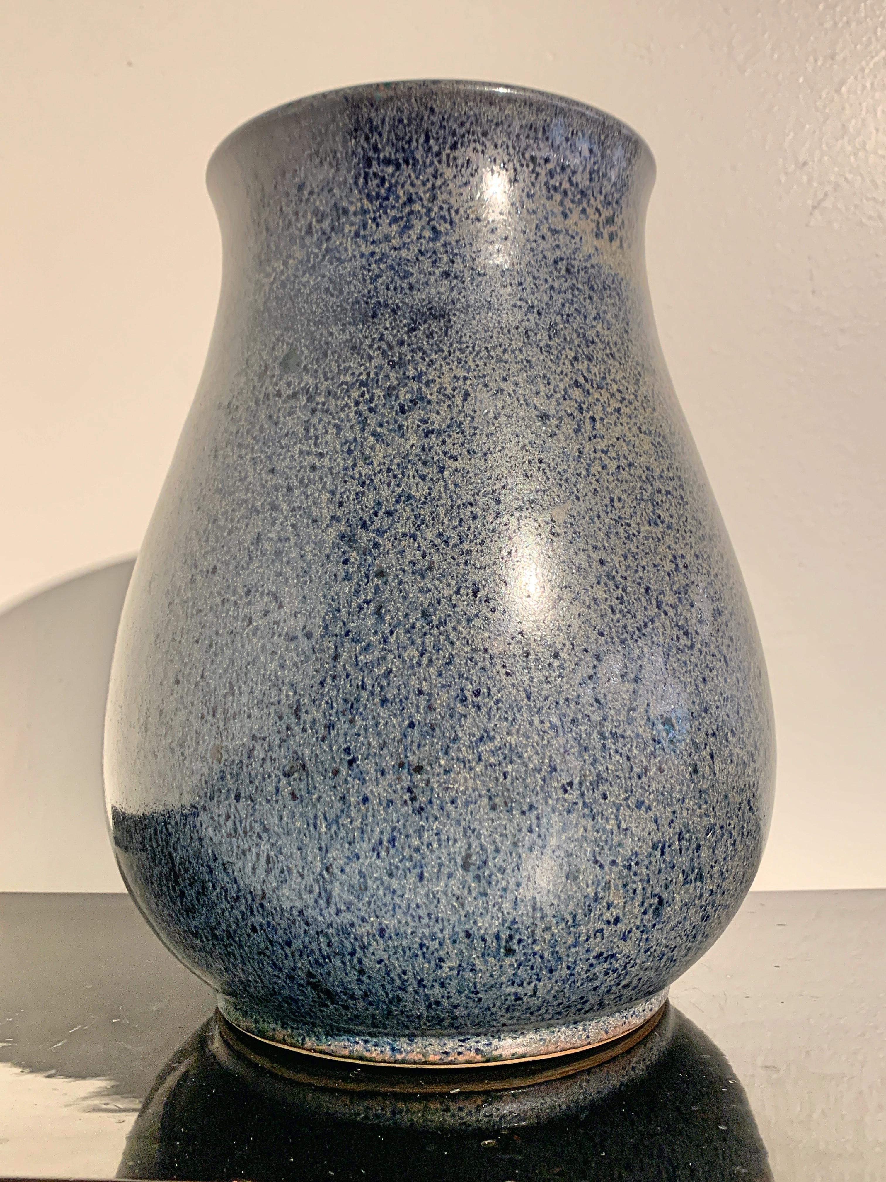 Chinese Blue Flambe Glazed Hu Vase, Qing Dynasty, 19th Century, China For Sale 3