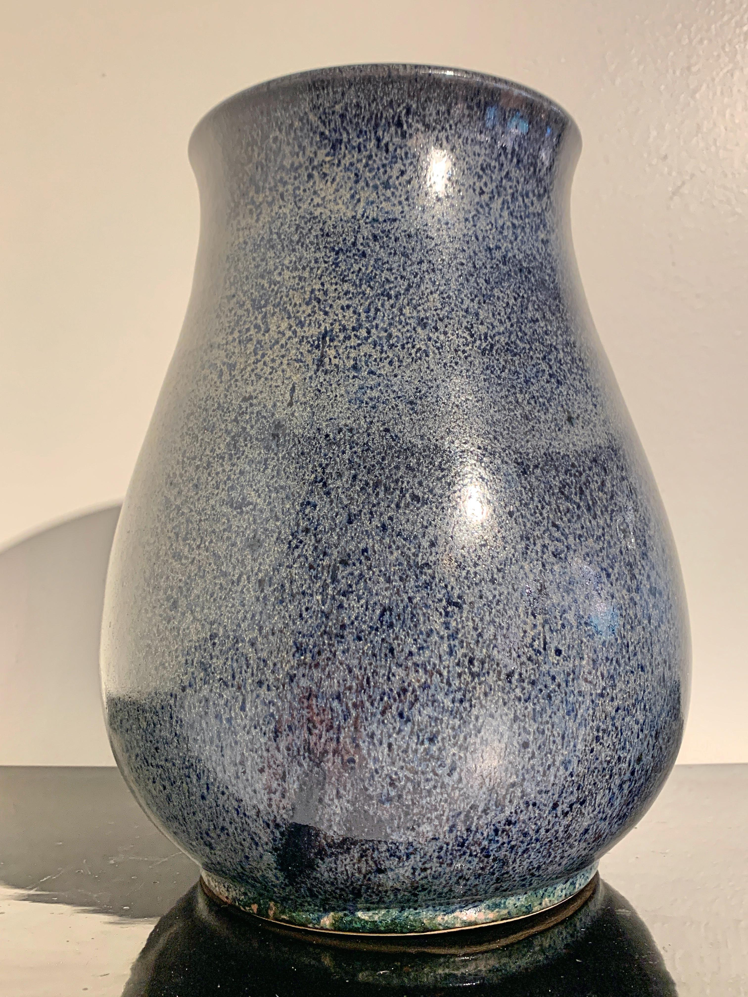 Chinese Blue Flambe Glazed Hu Vase, Qing Dynasty, 19th Century, China For Sale 5
