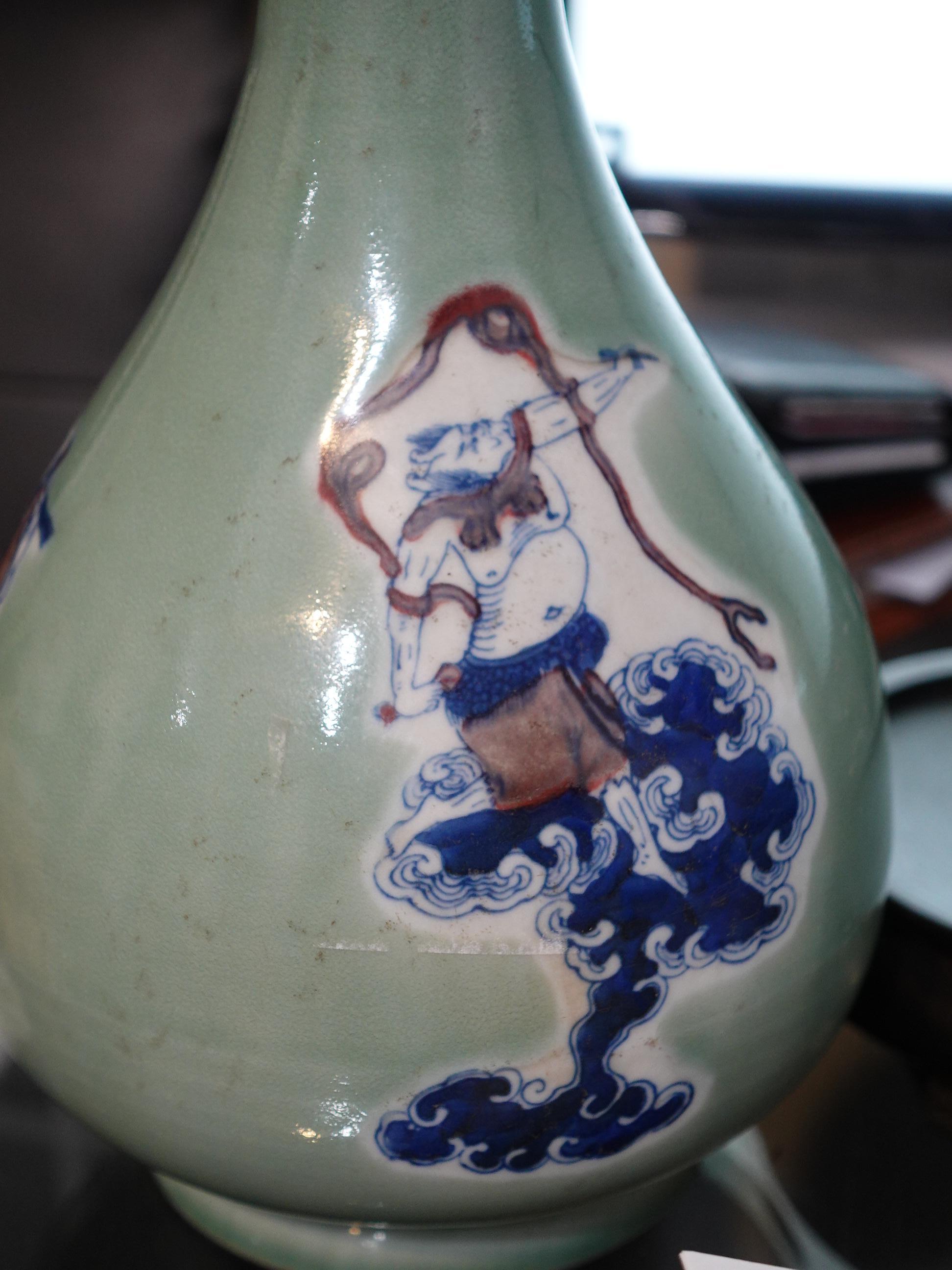 Chinese Blue White and Red Under-Glazed Long Neck Vase with Hardwood Stand For Sale 2