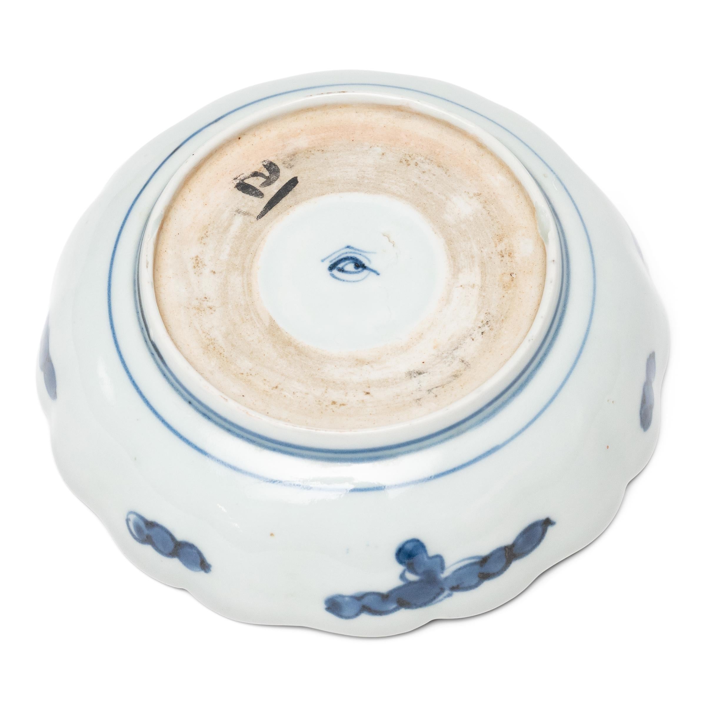 Chinese Export Chinese Blue & White Dragon Dish, c. 1920s For Sale