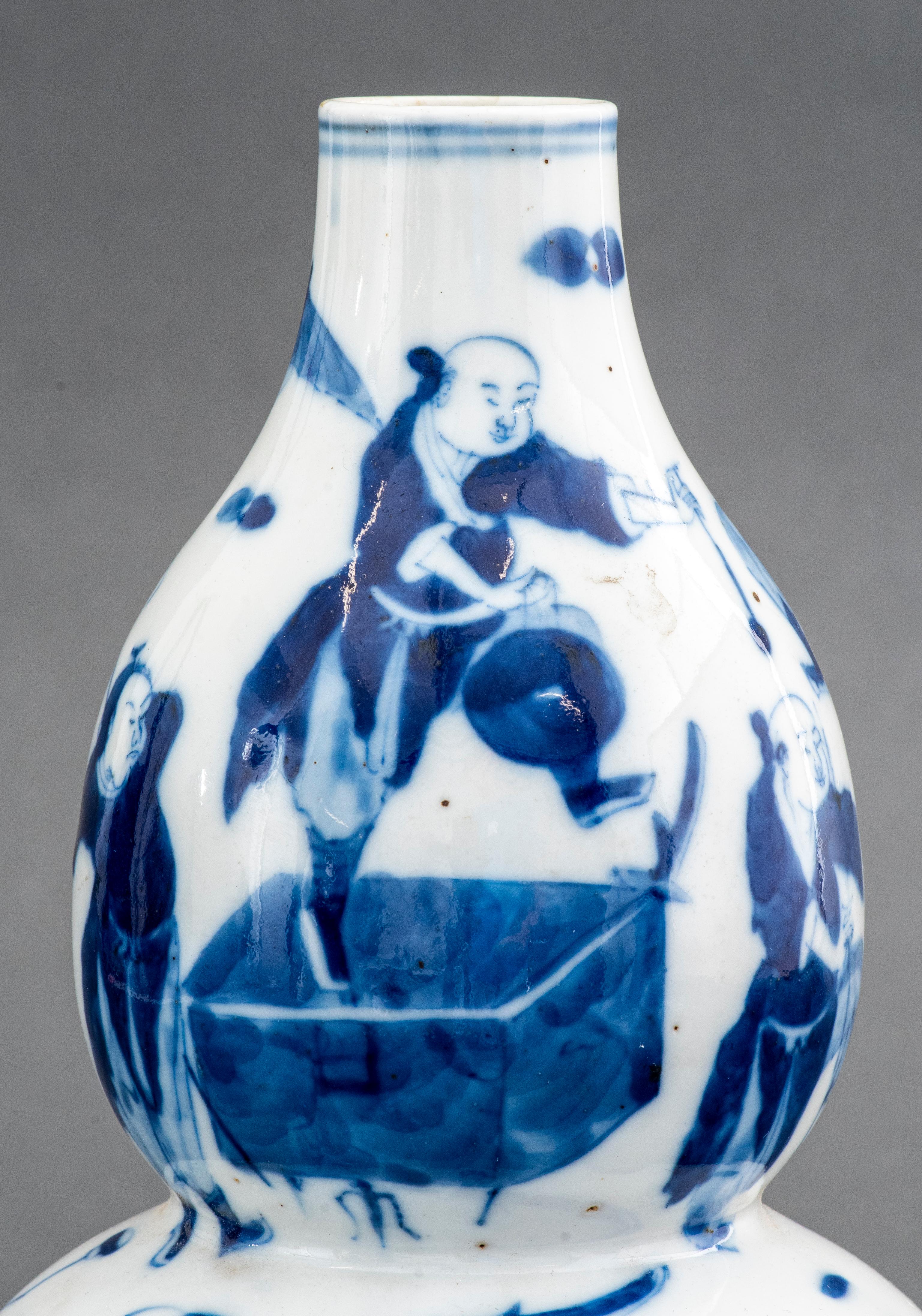 Chinese Export Chinese Blue & White Figural Double Gourd Vase