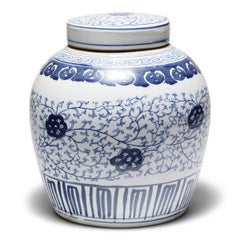 Vaso cinese di zenzero bianco e blu con viti rampicanti