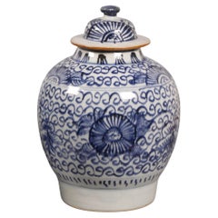 Chinese blue & white porcelain cover jar, 18th c.