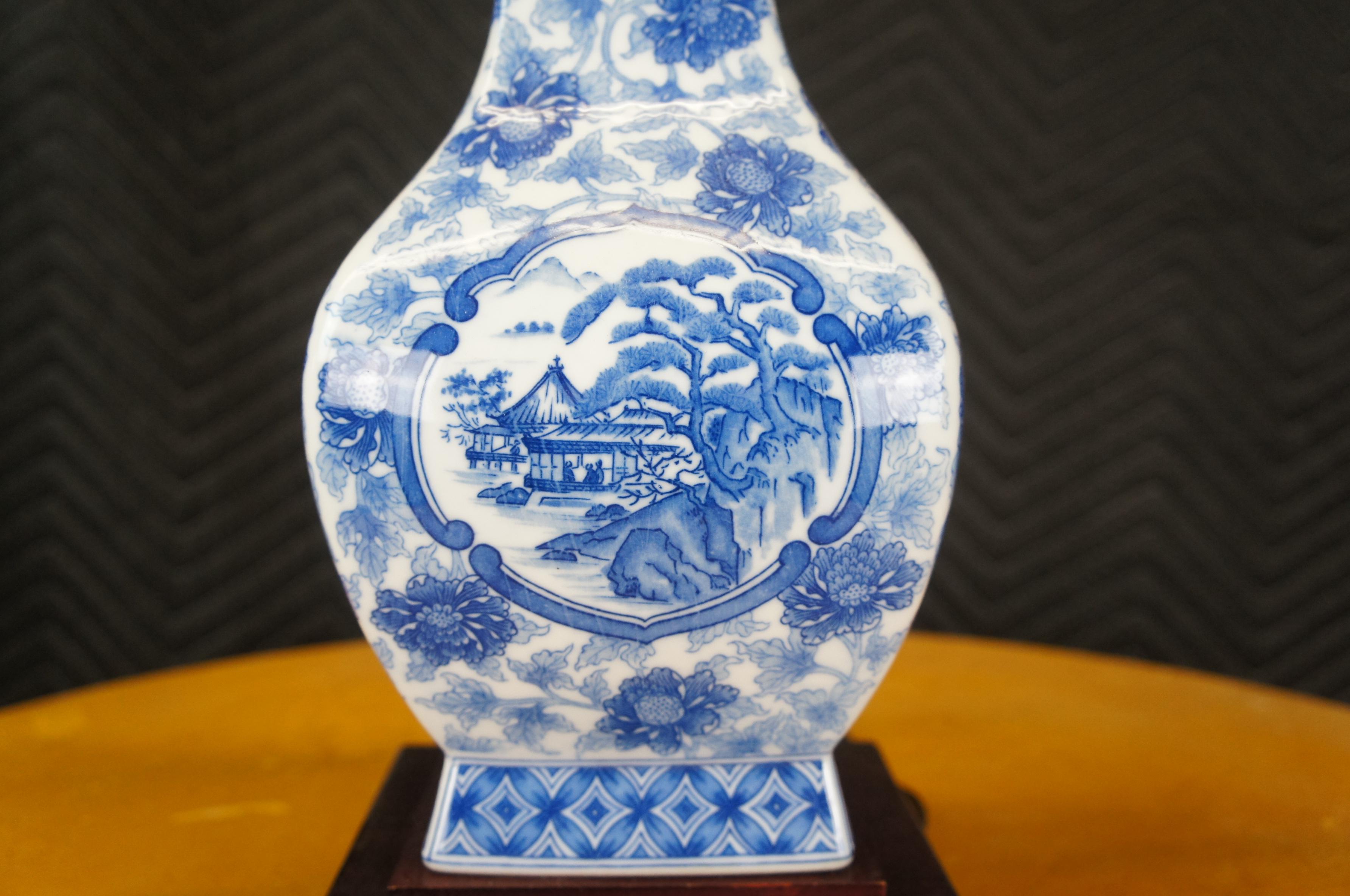 20th Century Chinese Blue & White Porcelain Urn Chrysanthemums Pagoda Landscape Table Lamps For Sale