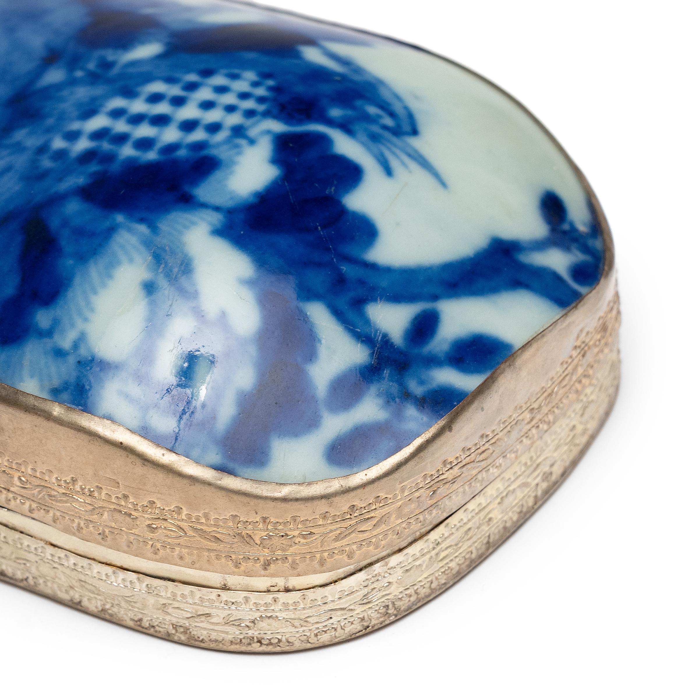 Exportation chinoise Boîte à tessons en poterie chinoise bleue et blanche en vente