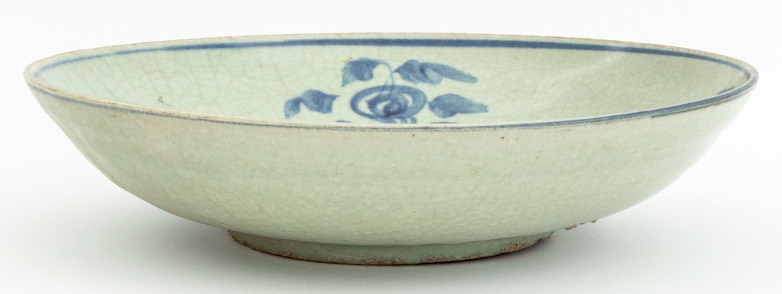 Cinese Chinese Blue & White Swatow Ware Bowl, 17th C. in vendita