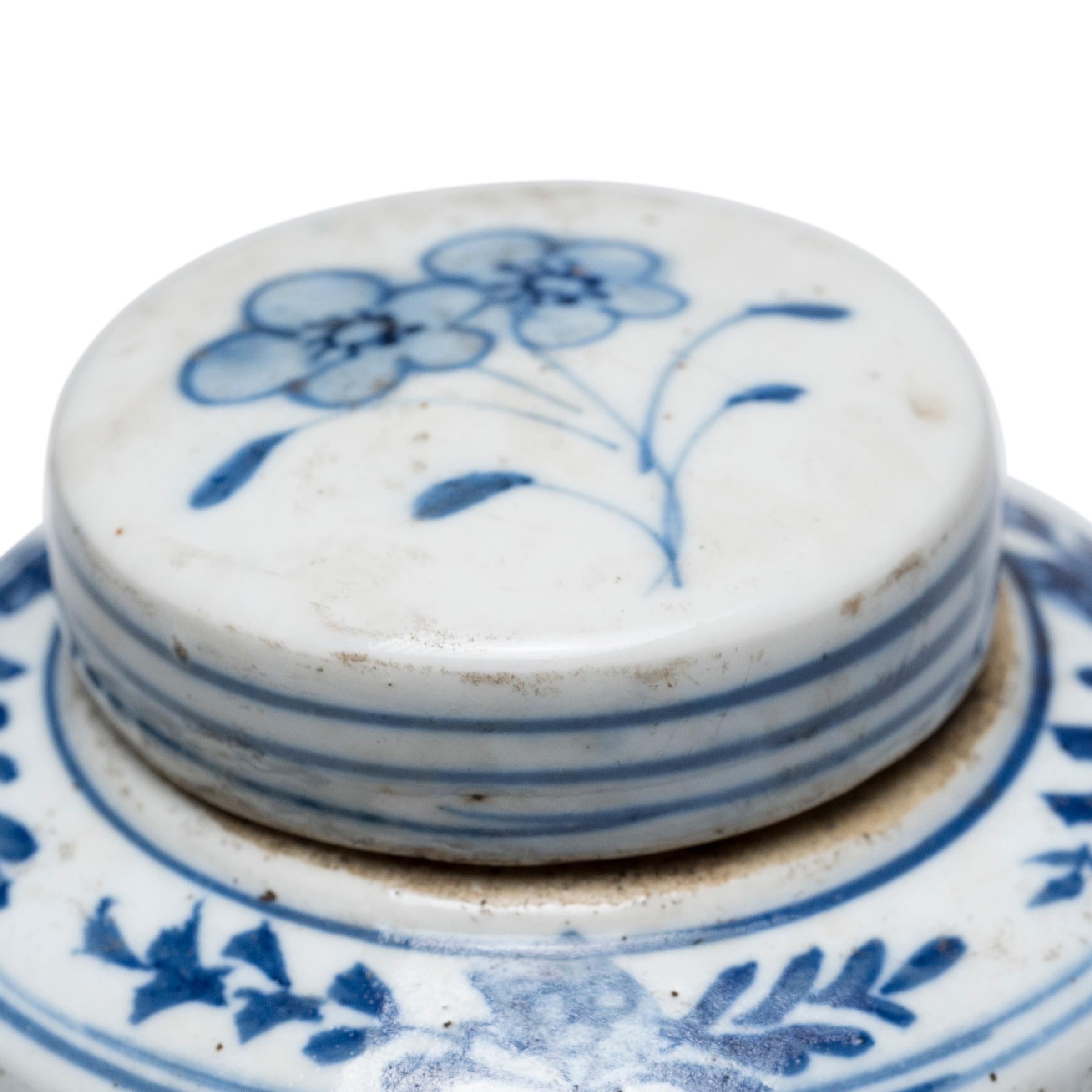 Chinesisches blau-weißes JAR mit Teeblättern, um 1900 (20. Jahrhundert) im Angebot