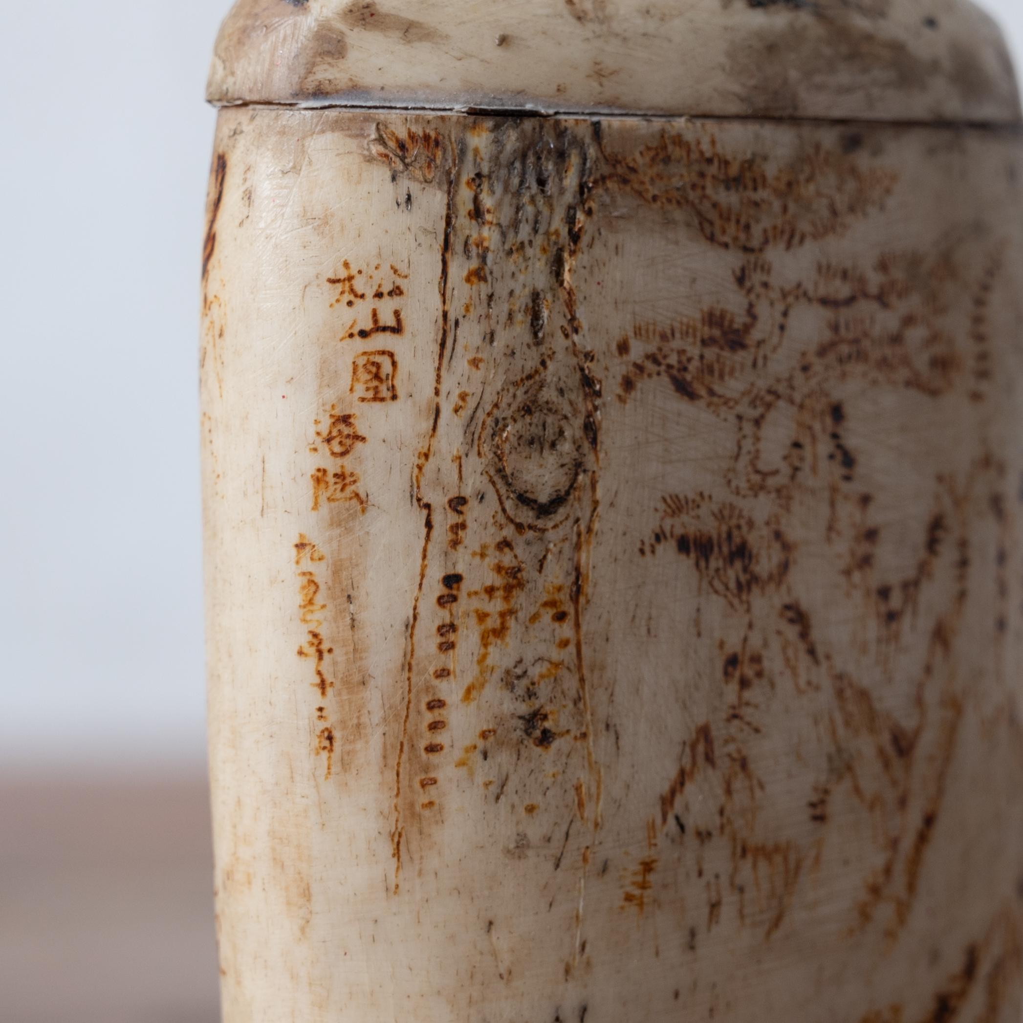 Os Bouteille à priser chinoise en os en vente