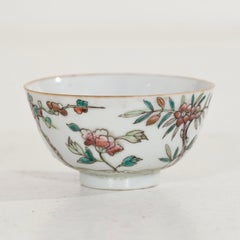 Chinese bowl with painted decorations, 18th C.