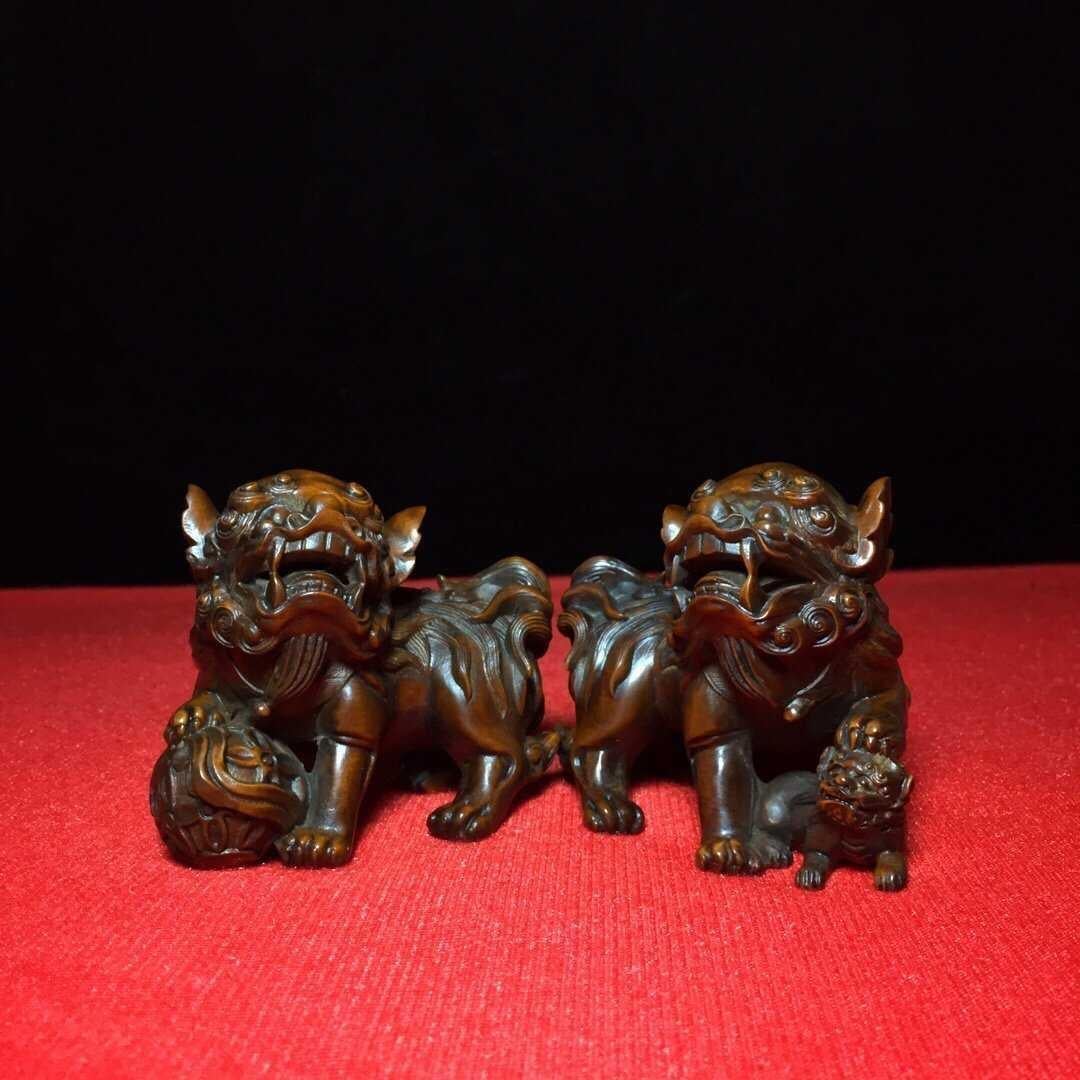 Chinese Boxwood Auspicious Guardian Two Lions Sculptures For Sale 1