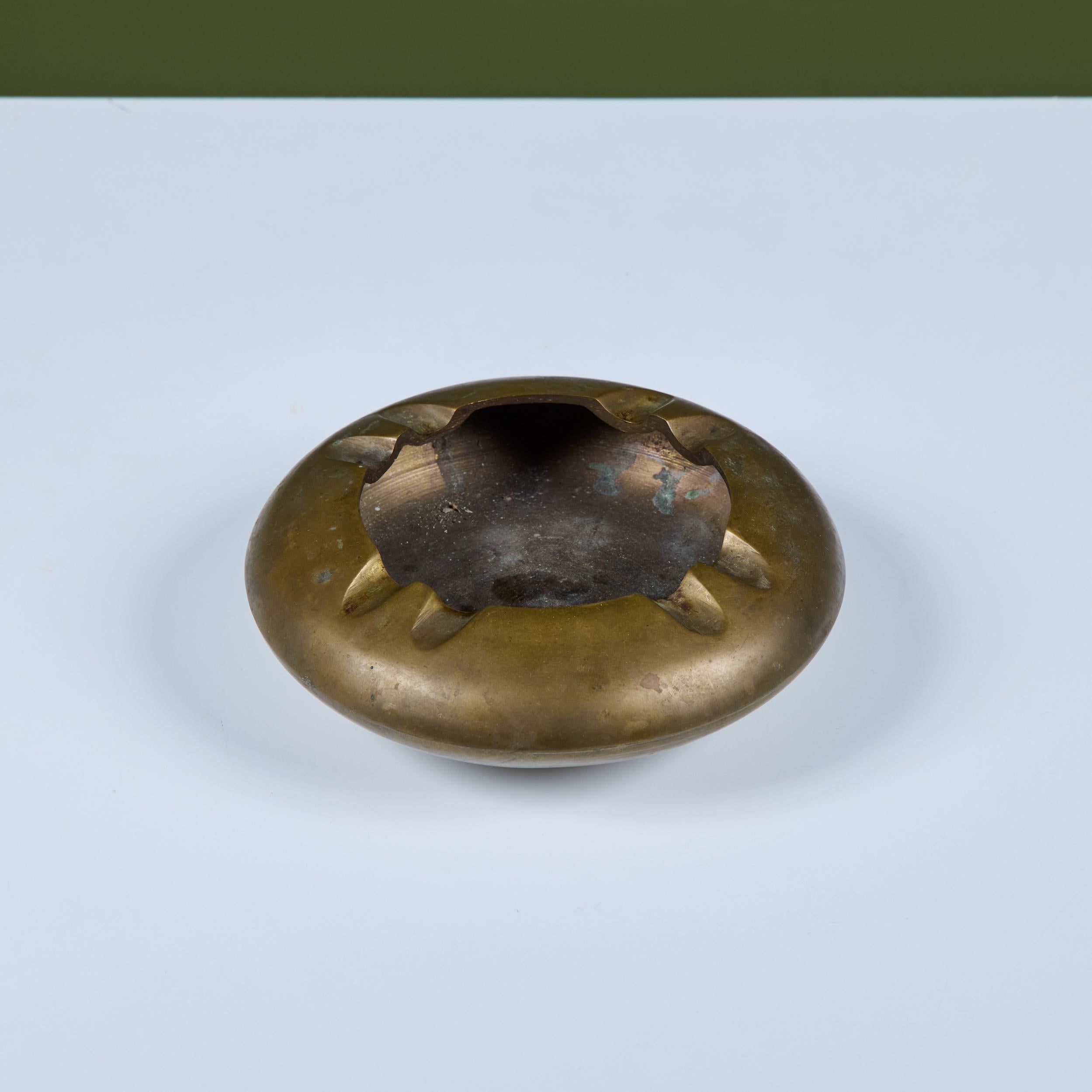 Chinesischer Messing-Aschenbecher Schale im Angebot 5