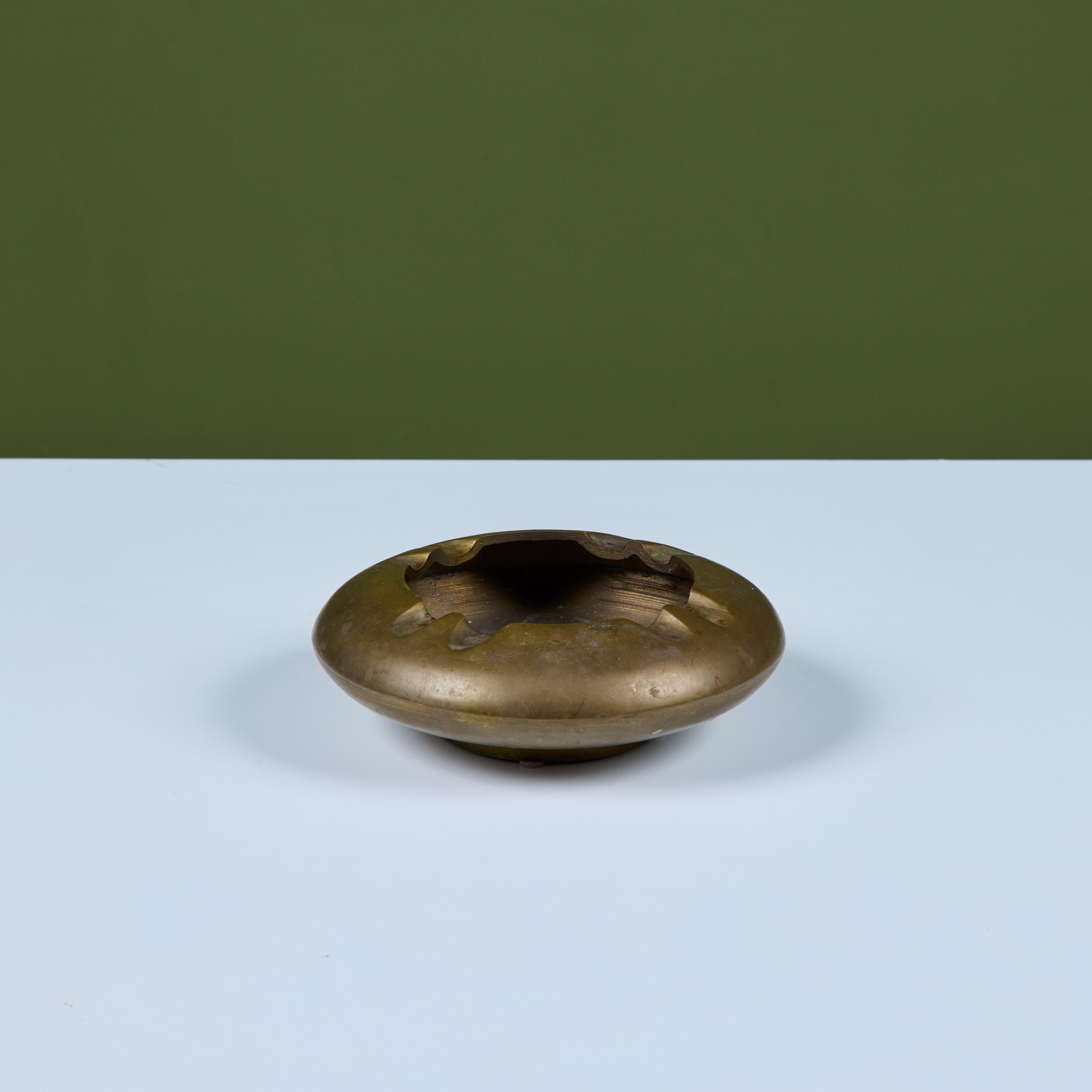 Chinesischer Messing-Aschenbecher Schale im Angebot 2