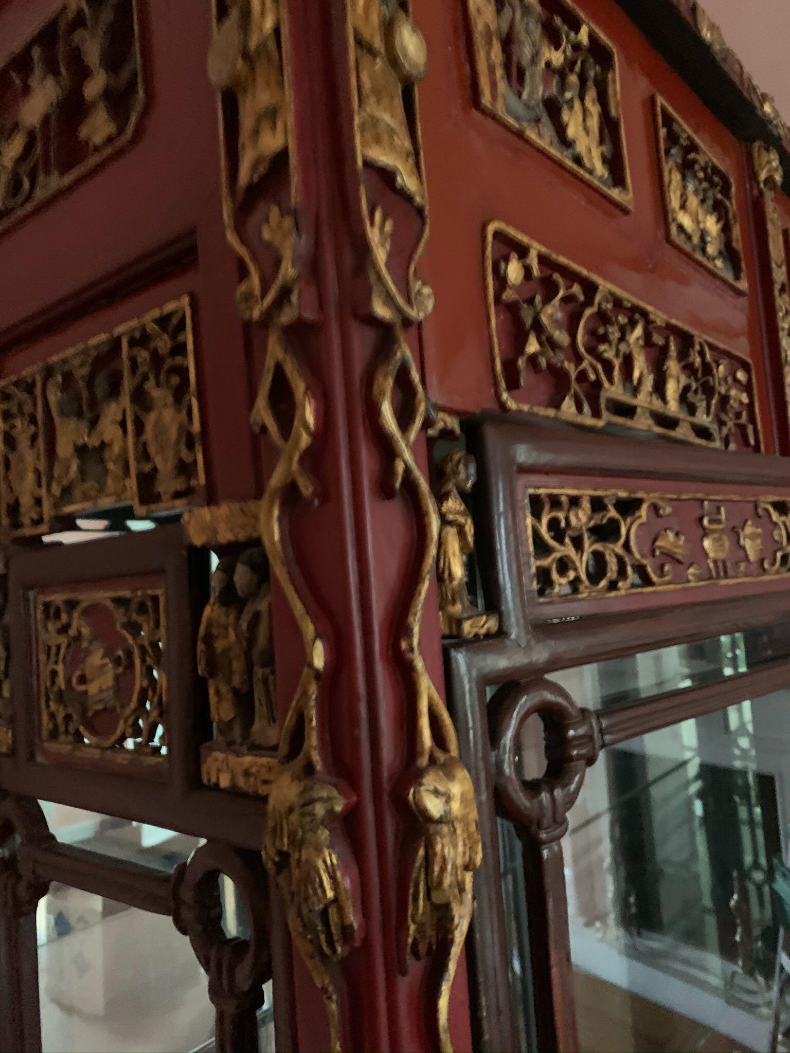 Glass Chinese Breakfront in Carved and Lacquered Wood with Mirrored Back