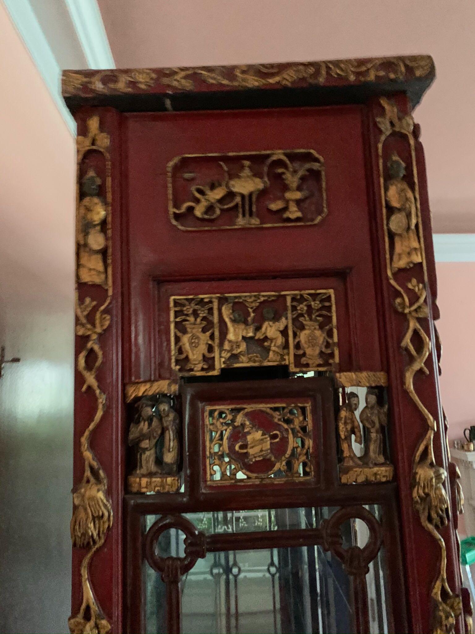 Chinese Breakfront in Carved and Lacquered Wood with Mirrored Back 2