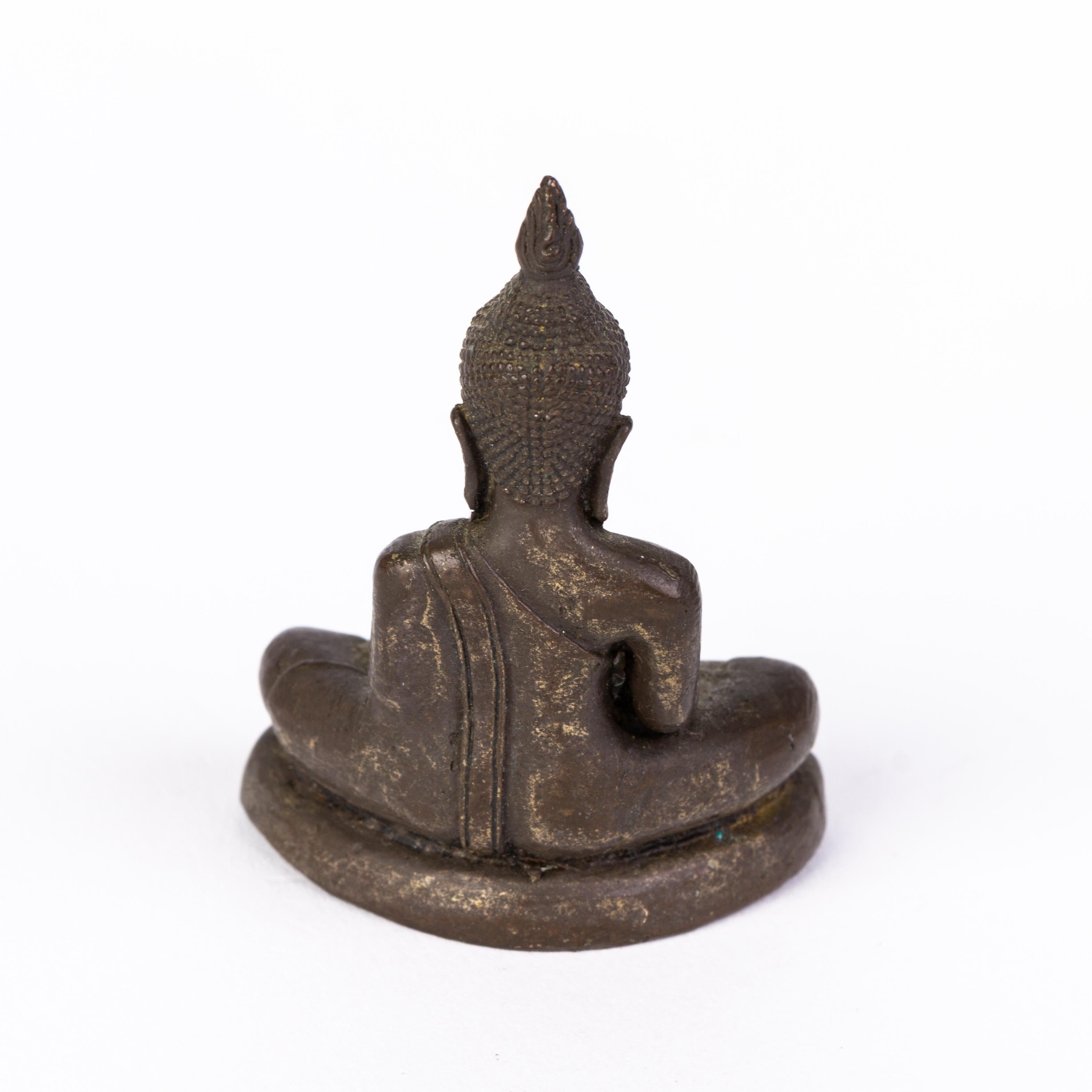 Hand-Carved Chinese Bronze Amulet Sculpture of Buddha 19th Century Qing For Sale