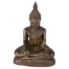 Chinesische Bronze-Amuletten-Skulptur eines Buddha aus dem 19. Jahrhundert Qing