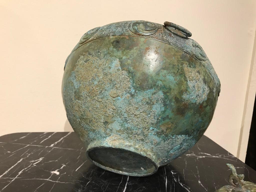 Chinese Bronze Archaistic Lidded Vessel with Verdigris Patina 8