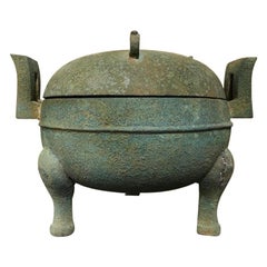 Chinese Bronze Archaistic Ritual Vessel with Verdigris Patina