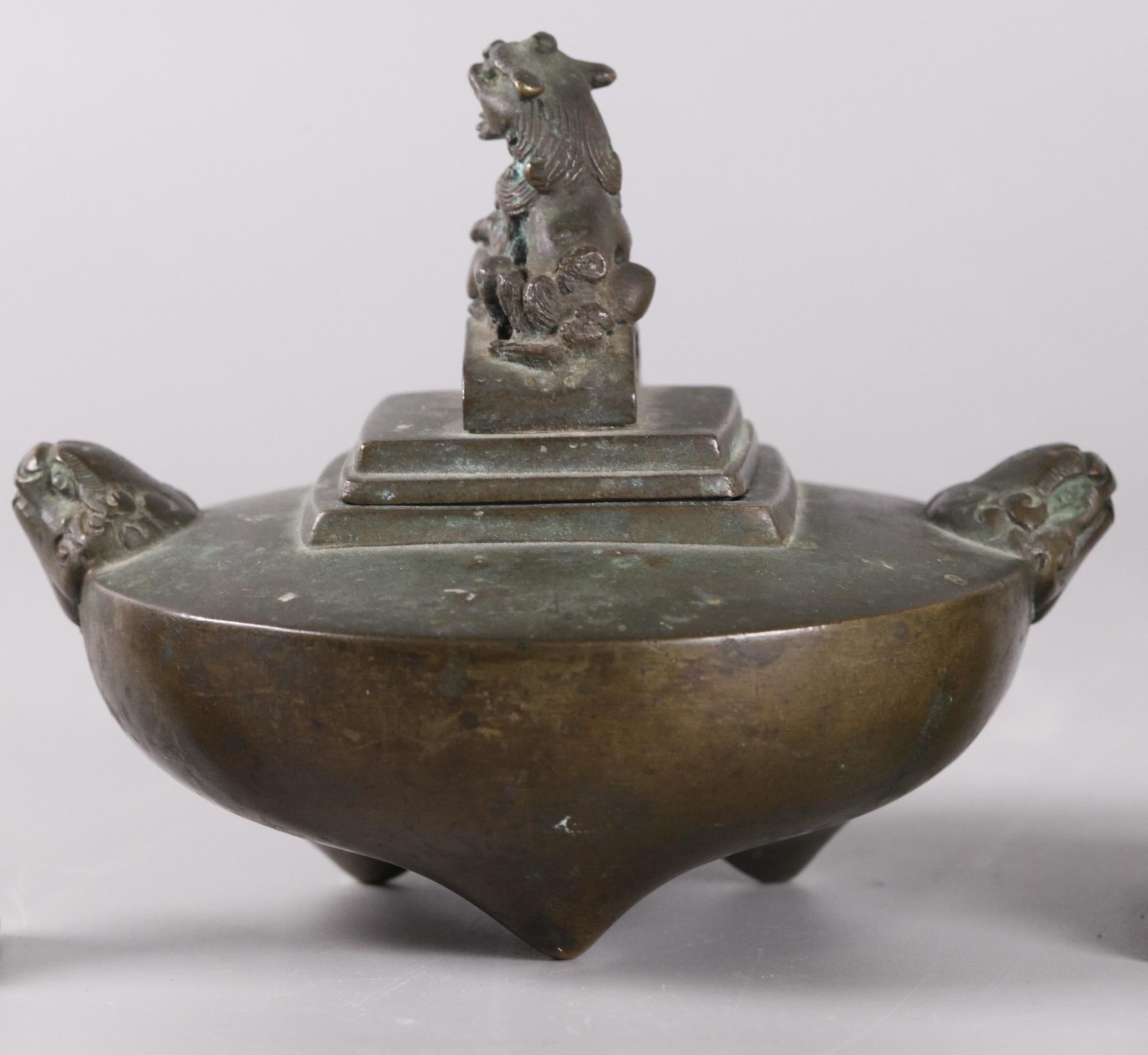 Chinese bronze censer, 19th c. In Good Condition For Sale In New York, NY