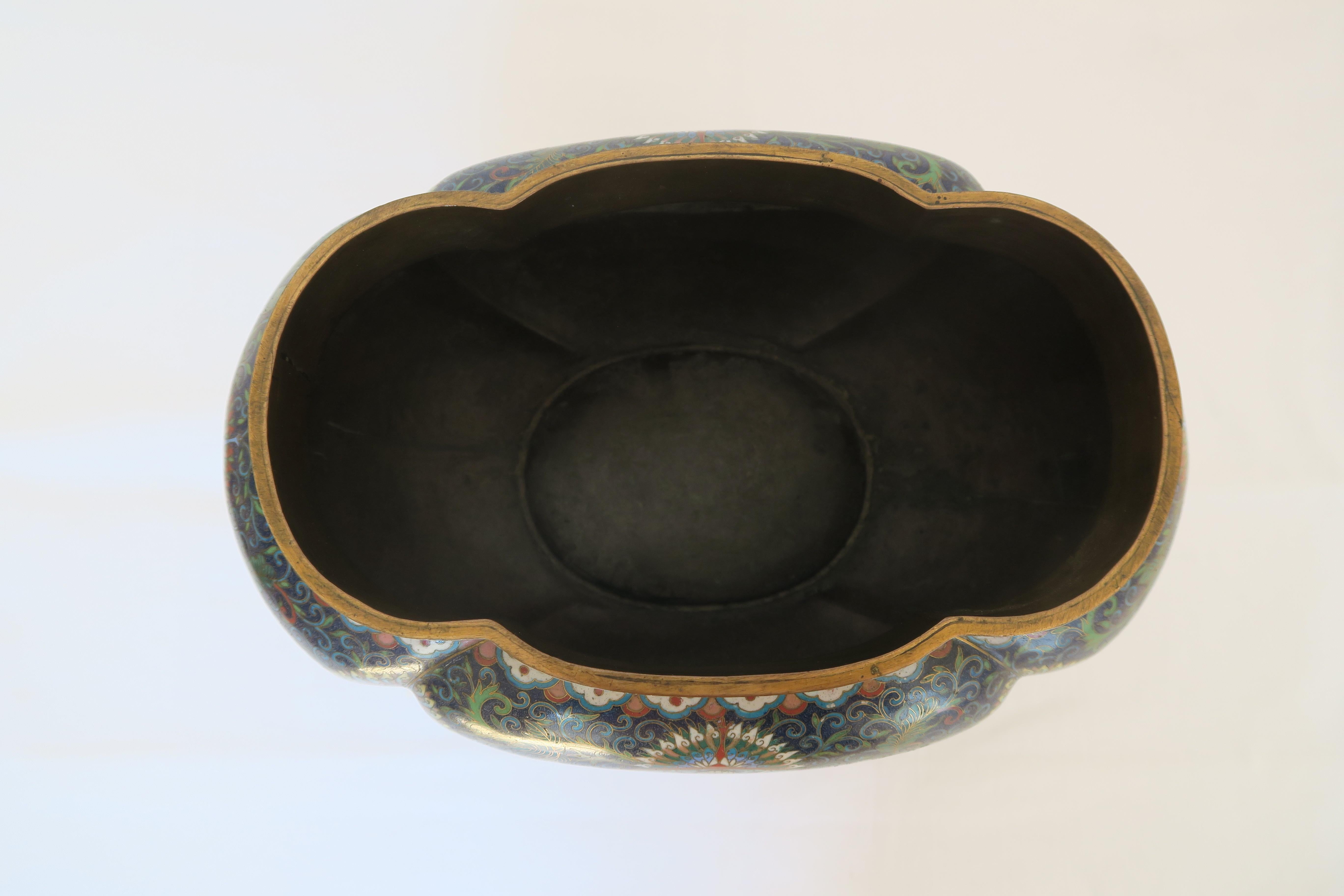 Brass Chinese Bronze-Enamel Cloisonné Jardinere, Qing Dynasty, Jiaqing-Period For Sale