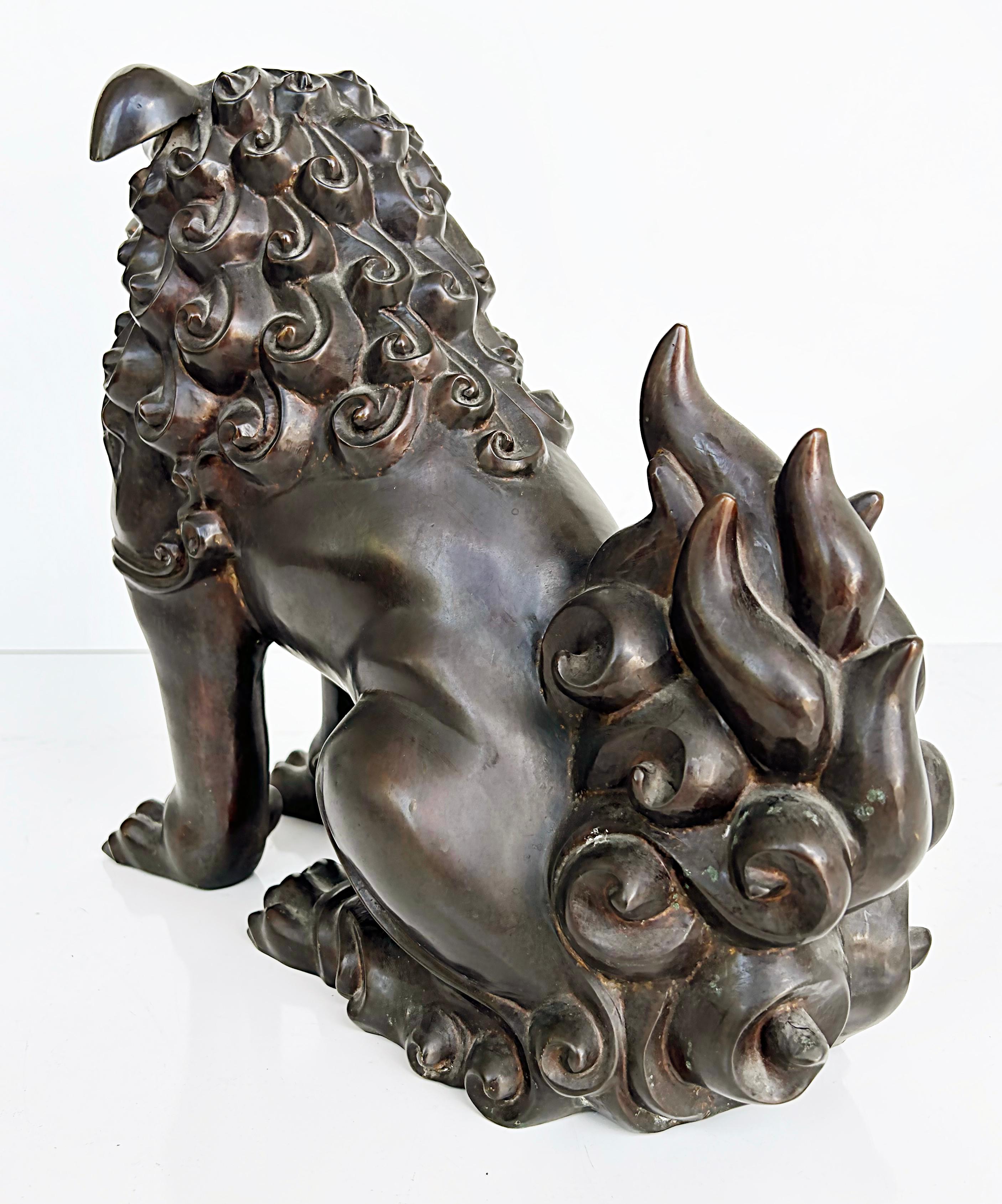 Chinese Bronze Foo Dogs Sculptures, a Pair 8