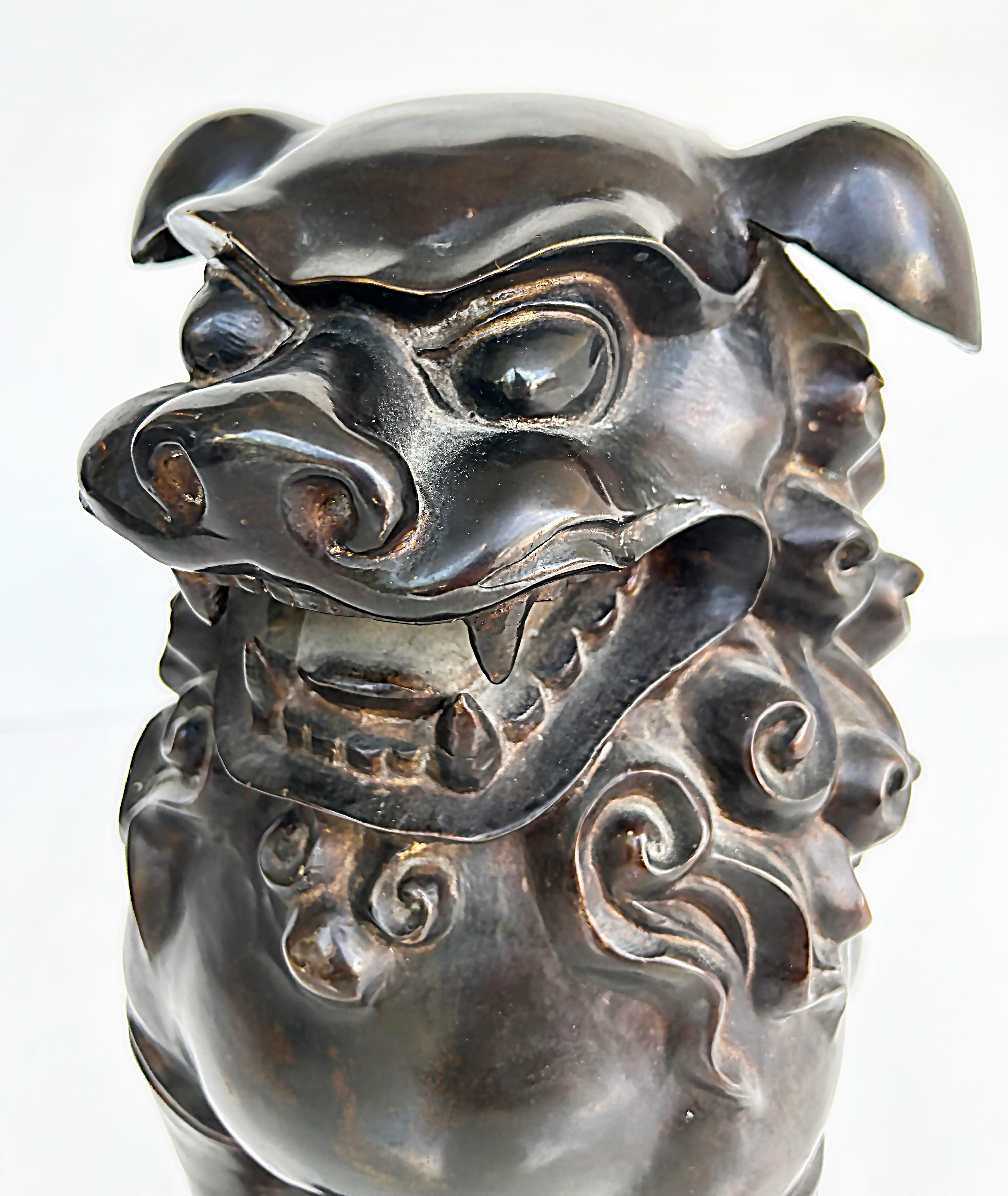 Chinese Bronze Foo Dogs Sculptures, a Pair 1