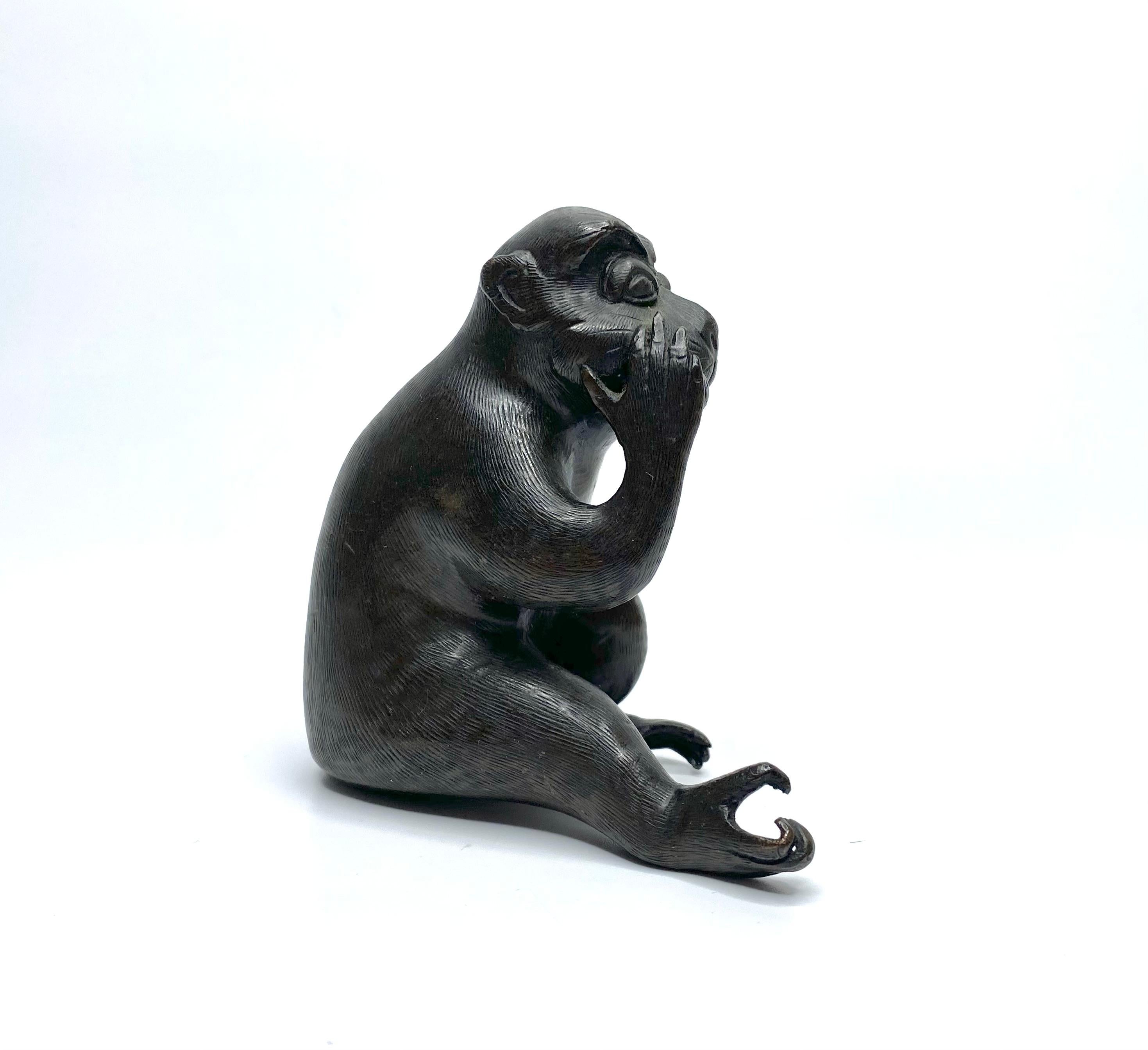 Cast Chinese bronze Monkey, 17th Century, Ming Dynasty. For Sale