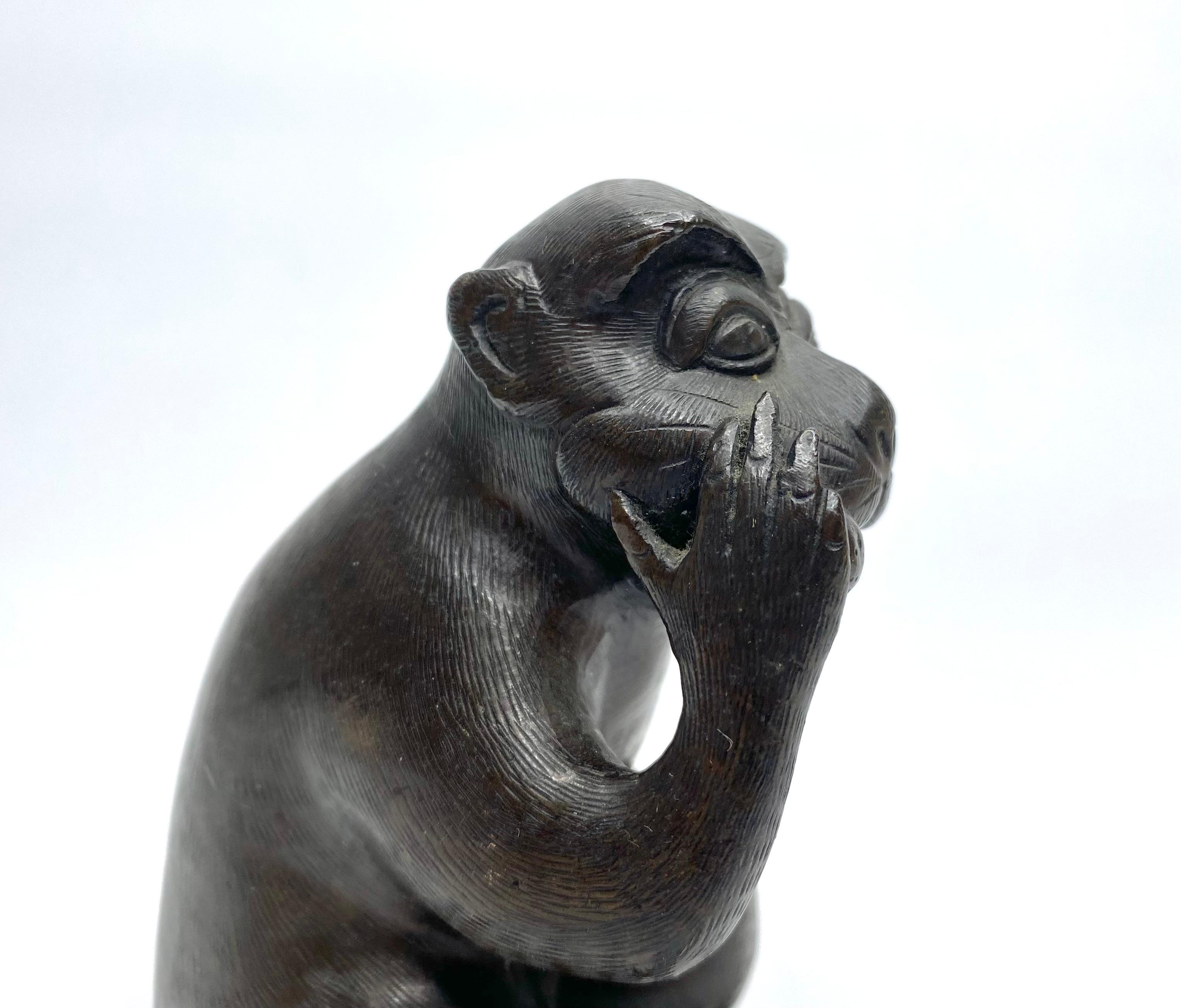 Chinese bronze Monkey, 17th Century, Ming Dynasty. For Sale 1