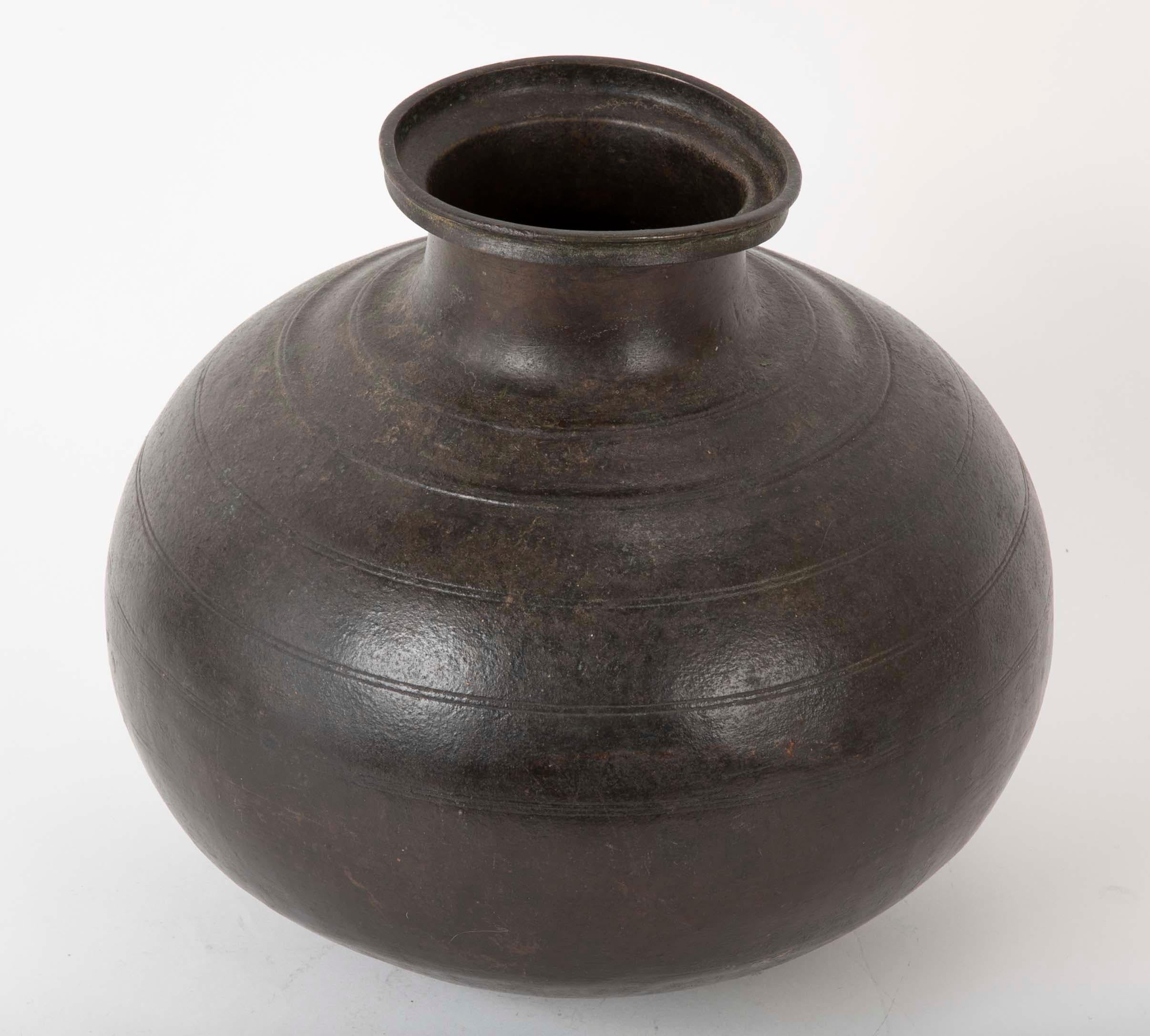 Chinese Export Chinese Bronze Round Storage Jar