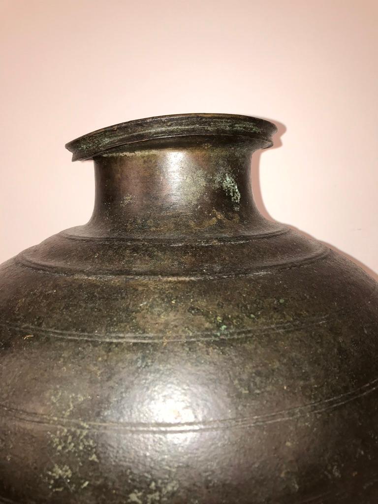 Chinese Bronze Round Storage Jar 2