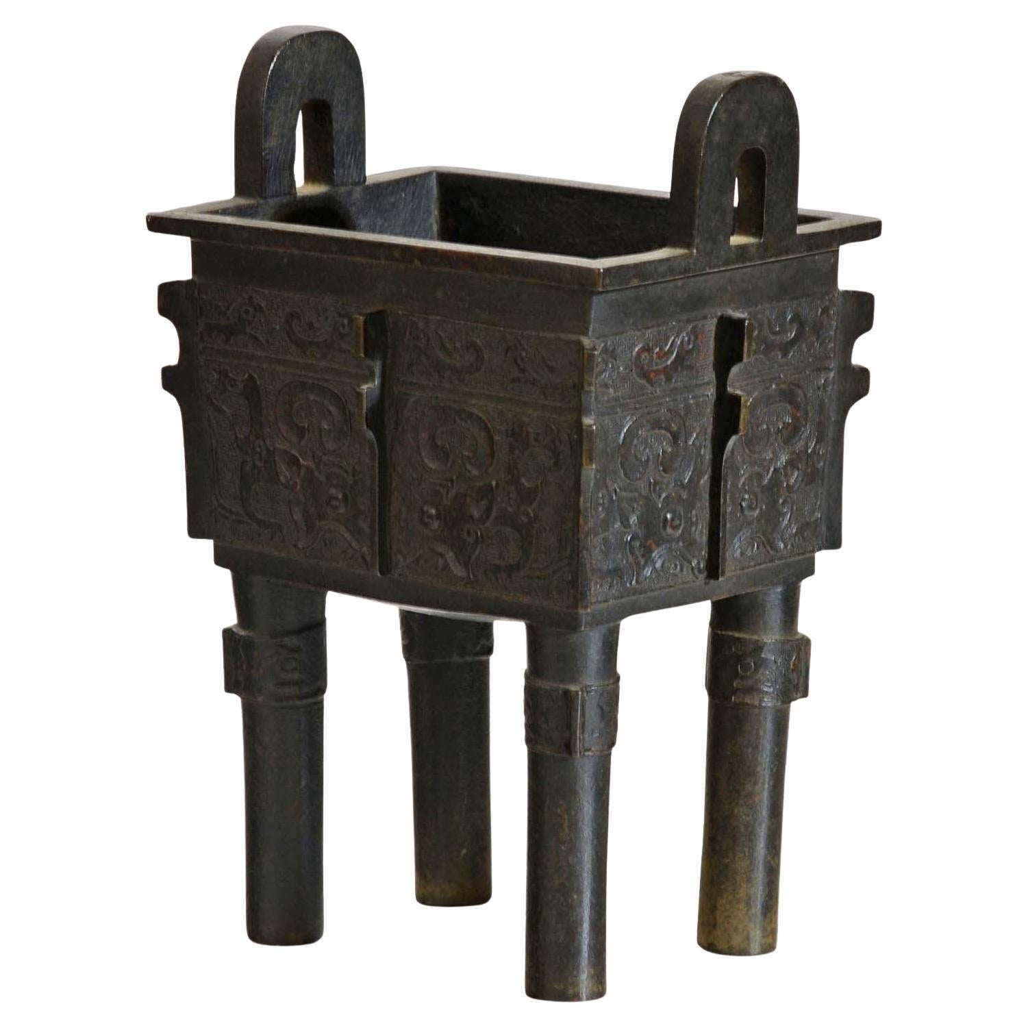 Chinese bronze sacrificial vessel, or Fangding