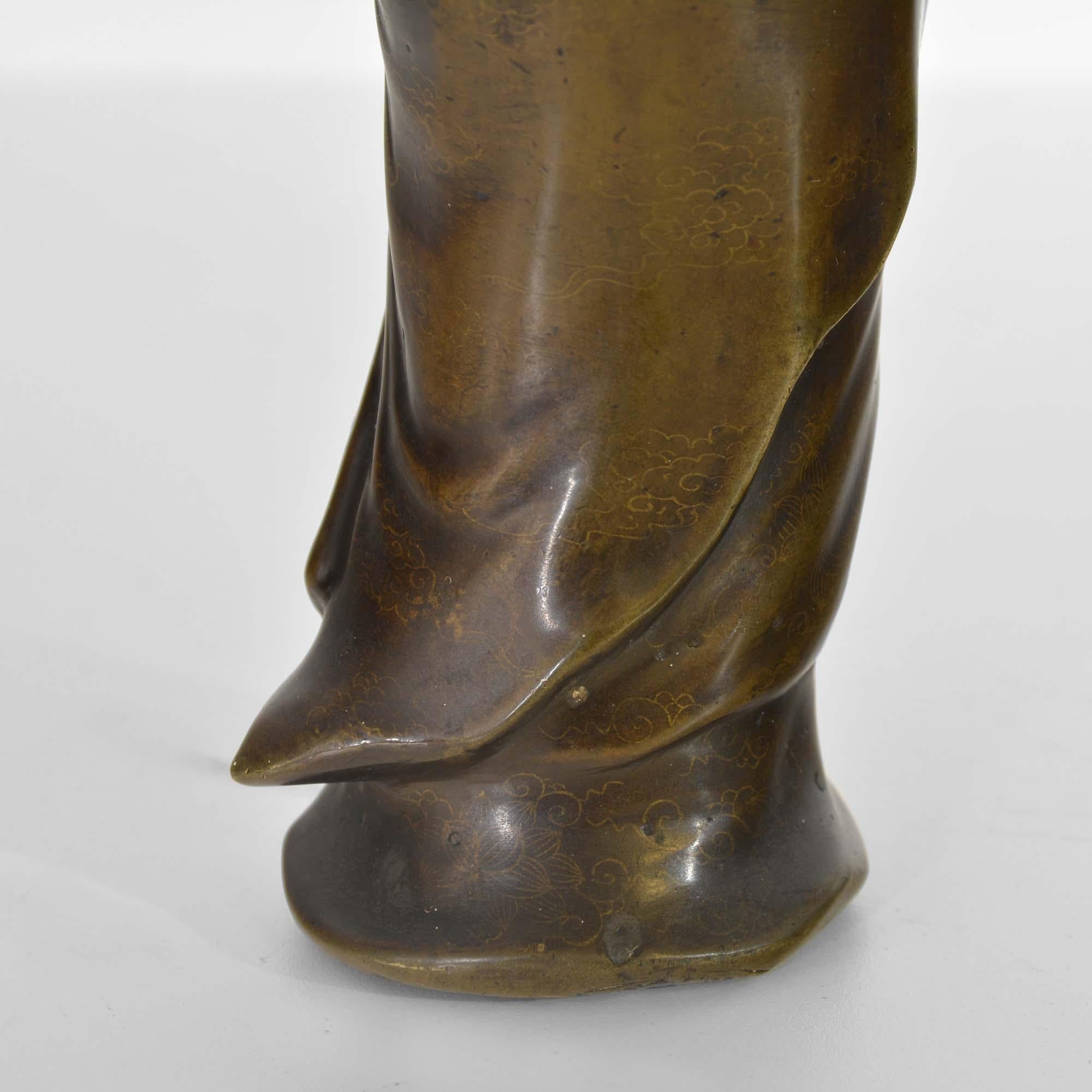 Chinese bronze statue of Guanyin 5