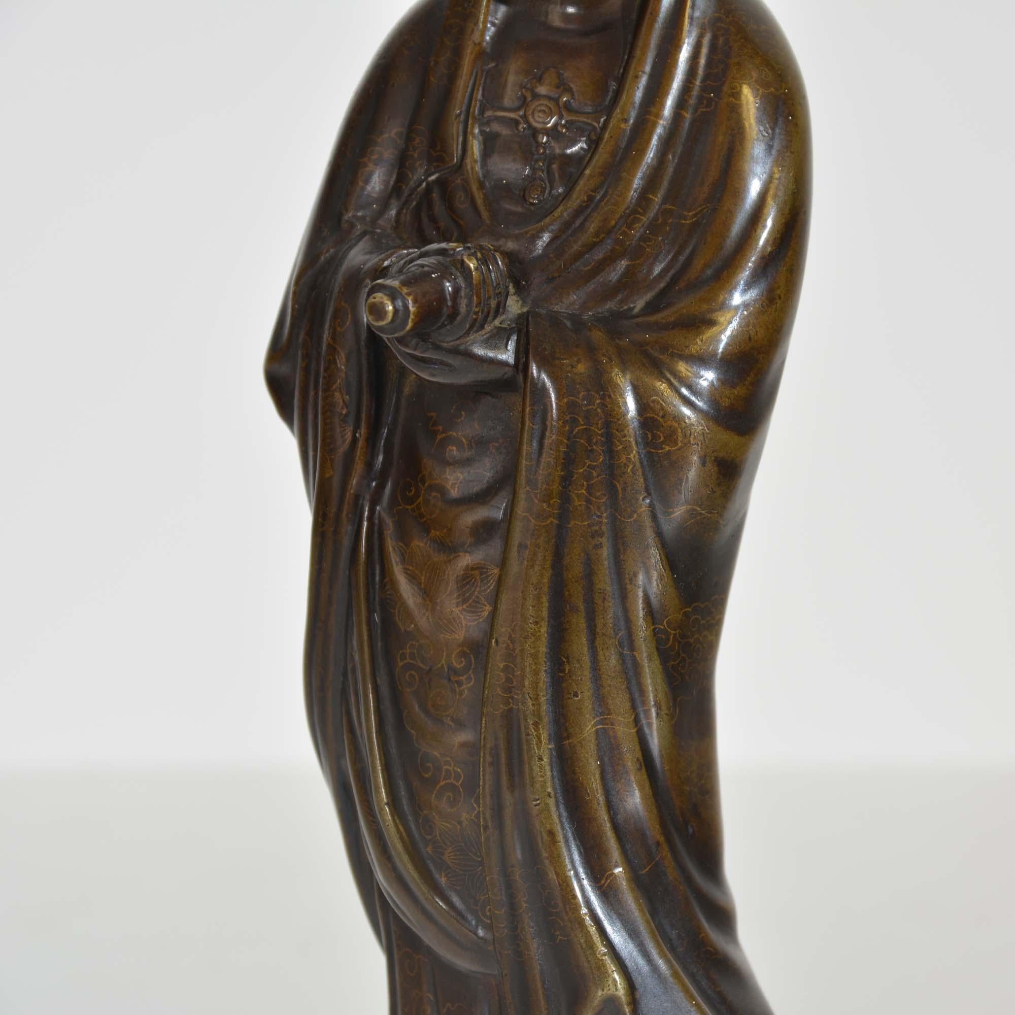 Chinese bronze statue of Guanyin 2