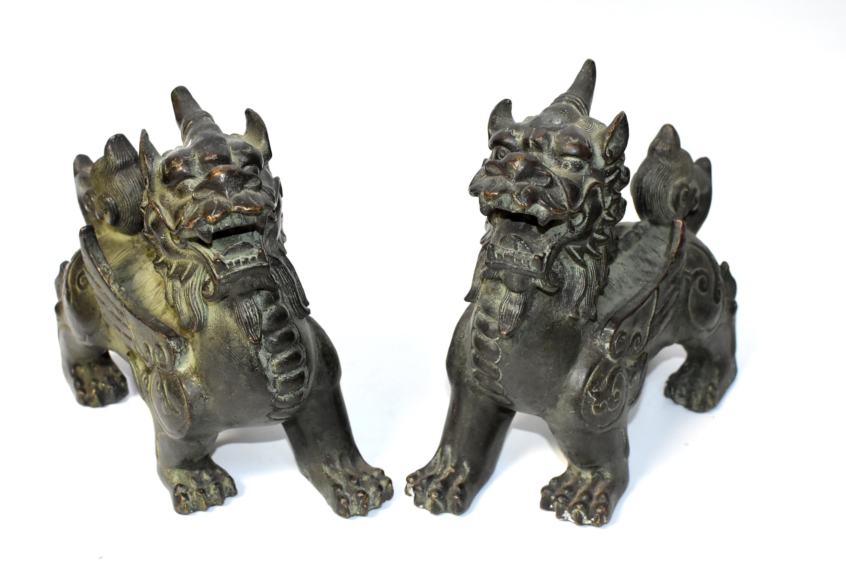 bronze chinese statues