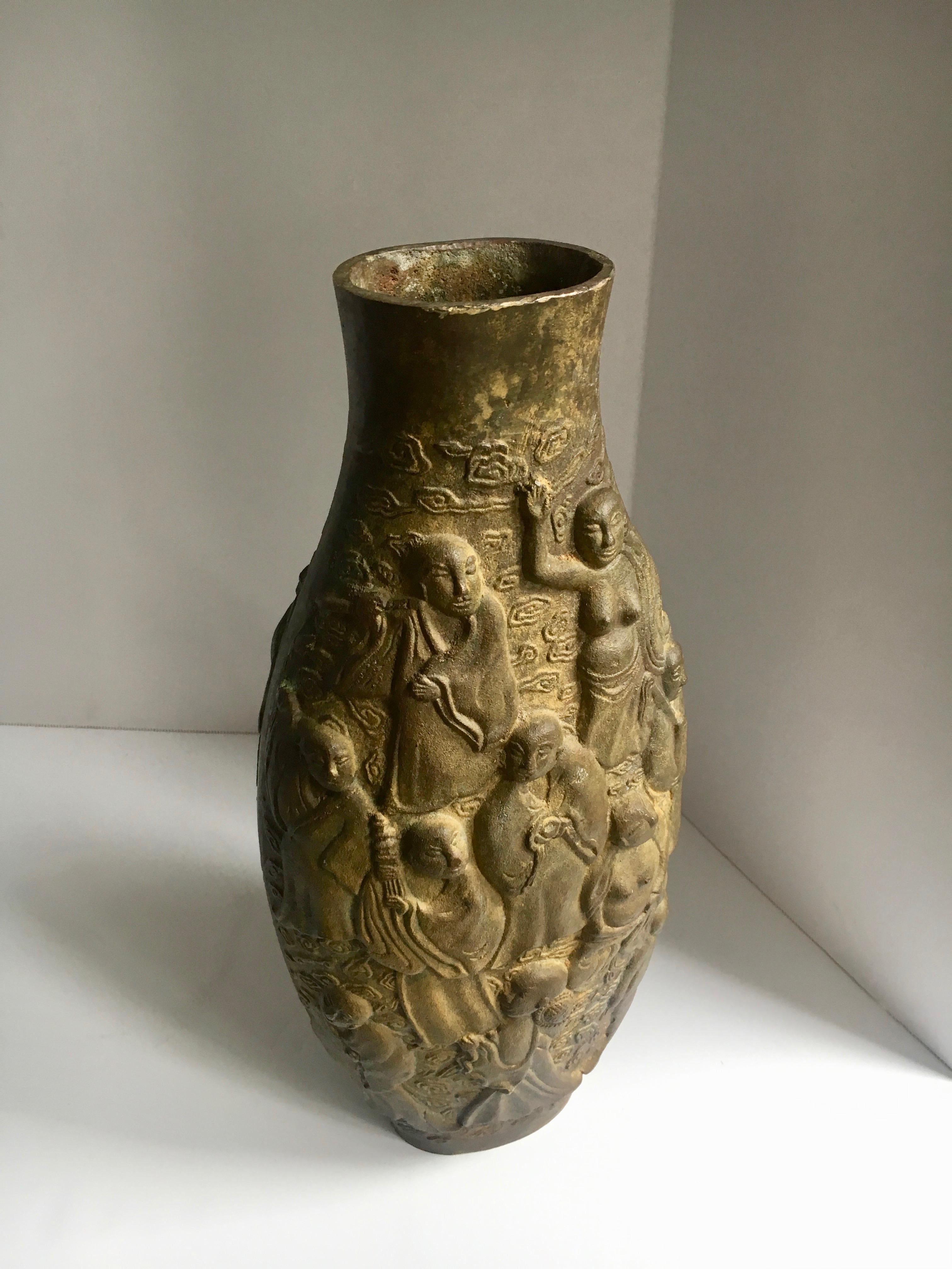 Chinese Bronze Vase with 10 Figures For Sale 2