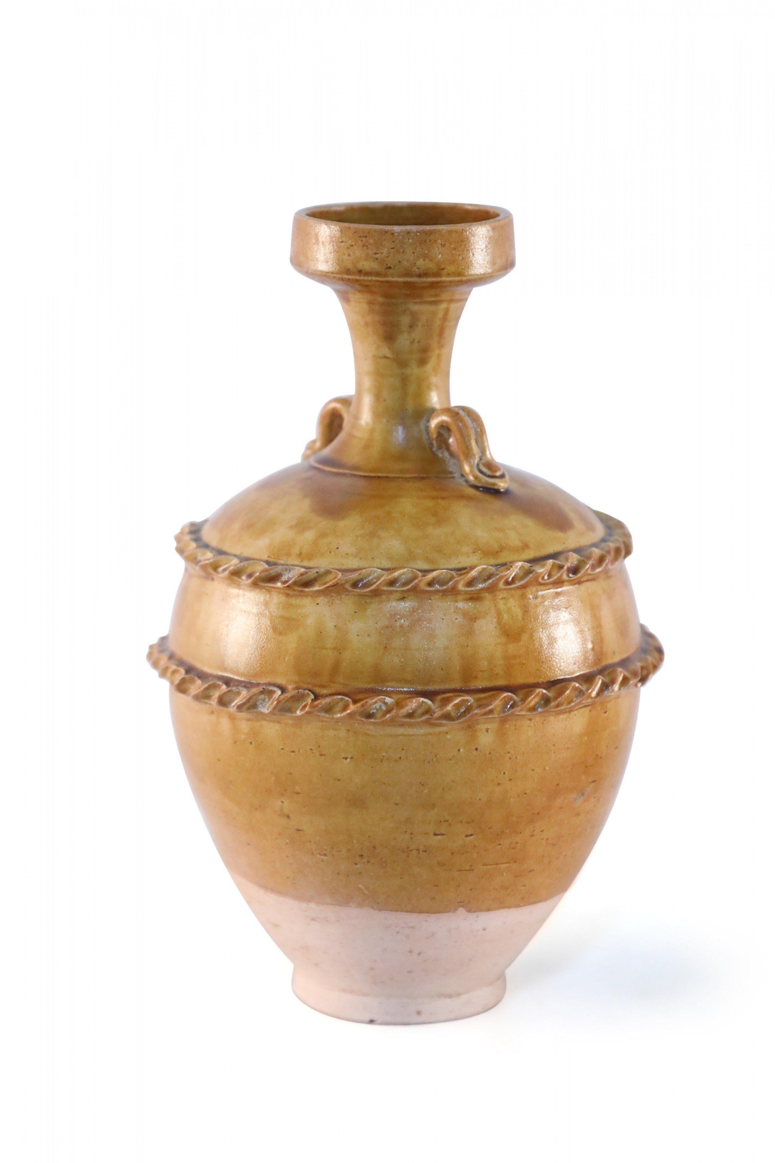 Chinese Export Chinese Brown and Pink Rope Design Trim Handled Vase For Sale