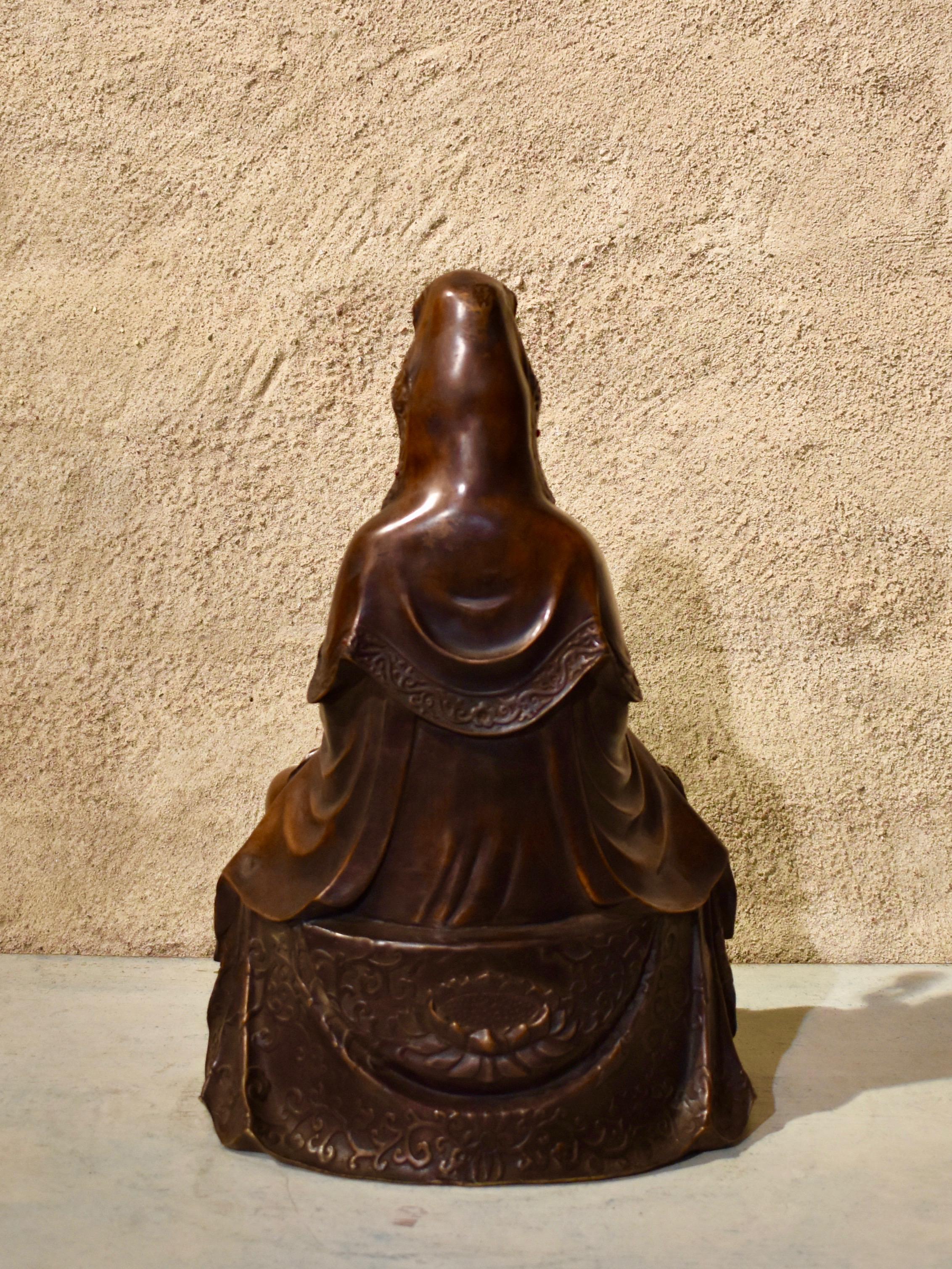 Chinese Buddha Sculpture in Bronze with Red Stones and Inscription In Good Condition For Sale In Helsingborg, SE