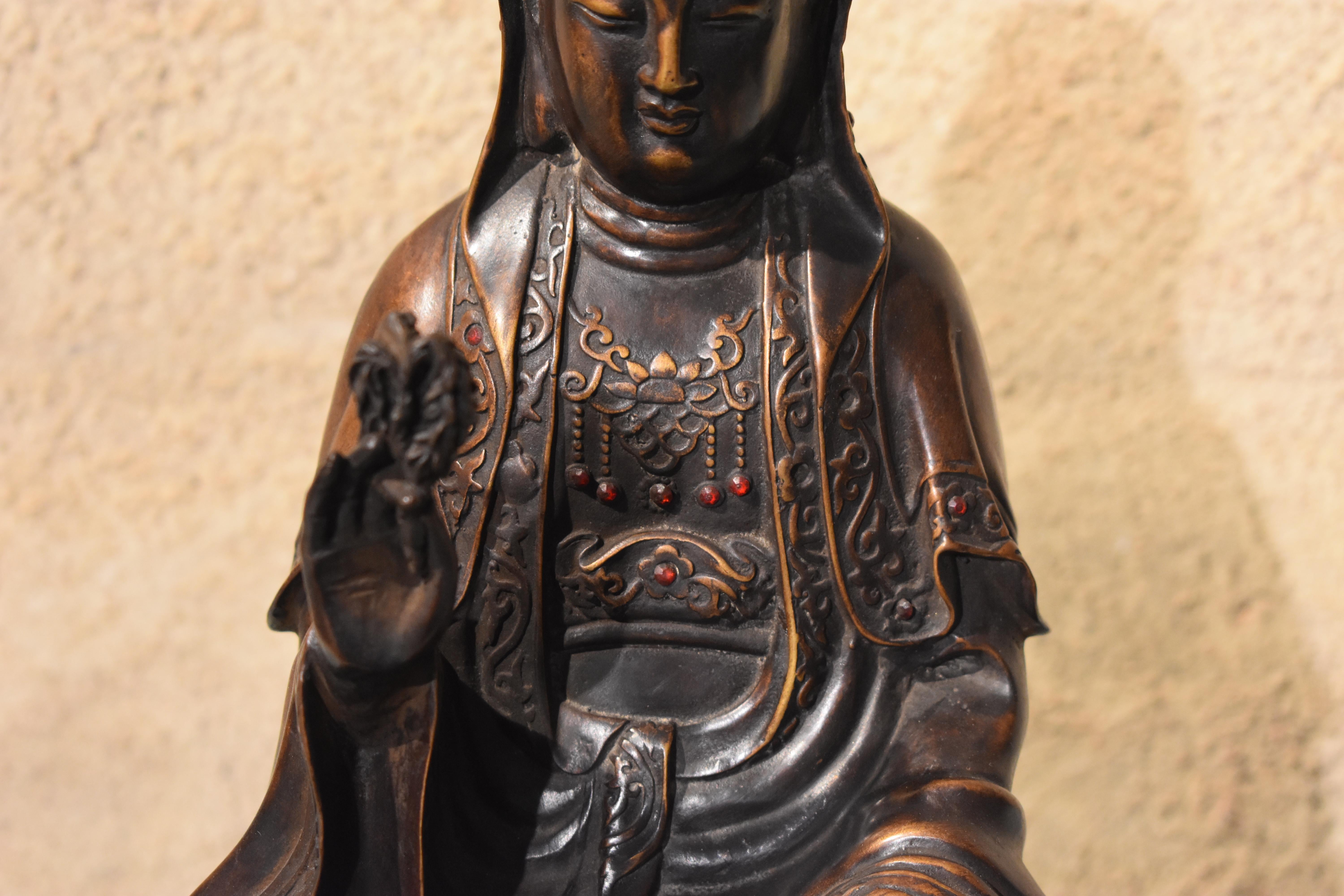 Chinese Buddha Sculpture in Bronze with Red Stones and Inscription For Sale 2