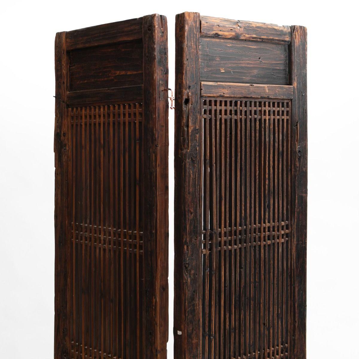 Qing Chinese Burgundy Lacquer Room Dividers, Shanxi, circa 1840 For Sale