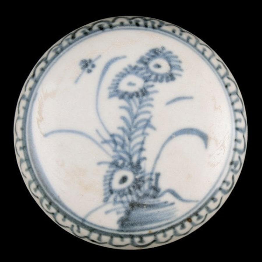 Asian Chinese Ca Mau Shipwreck Pot & Lid, 18th Century For Sale