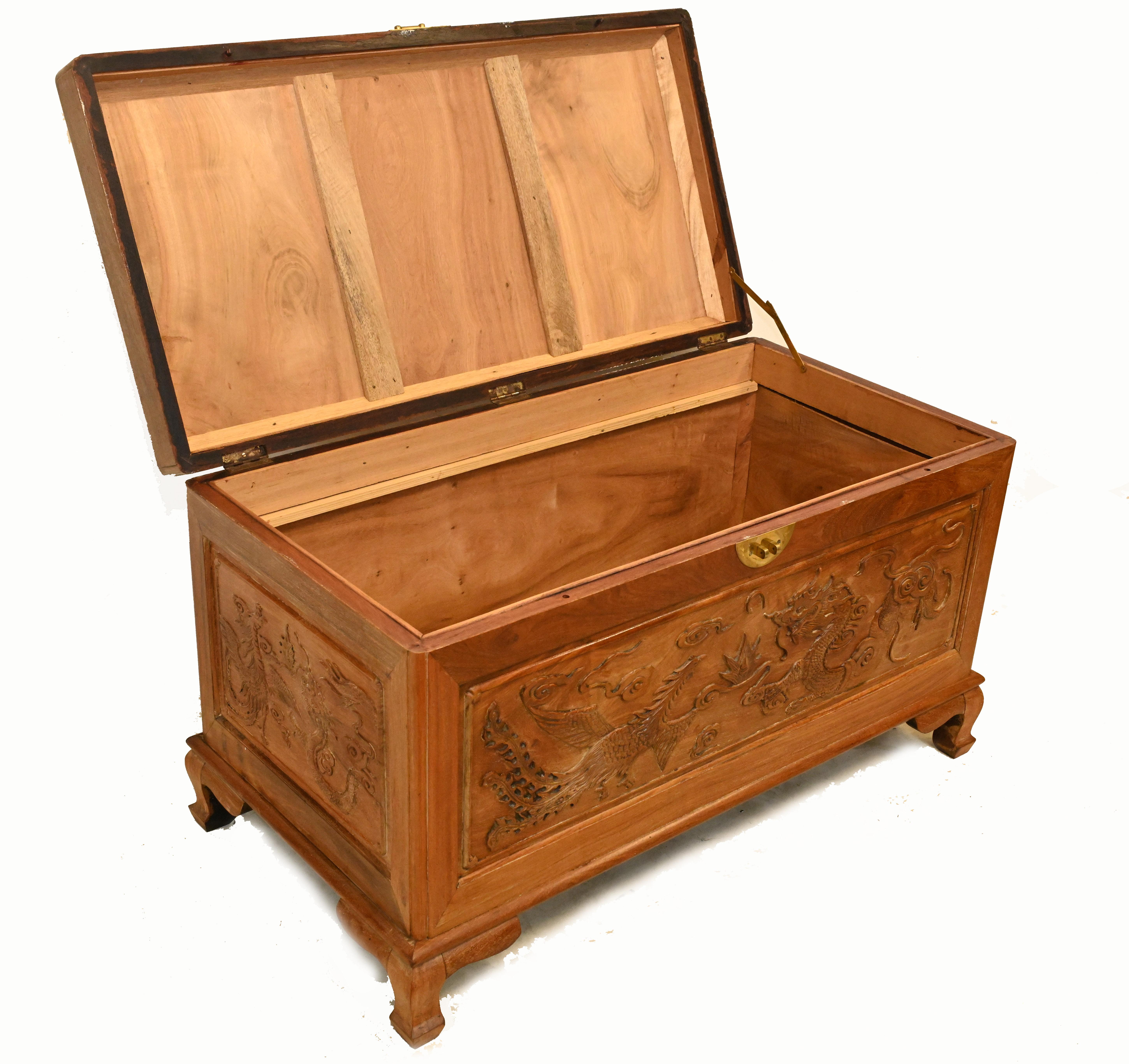 Chinese Camphor Chest Antique Trunk, 1930 4