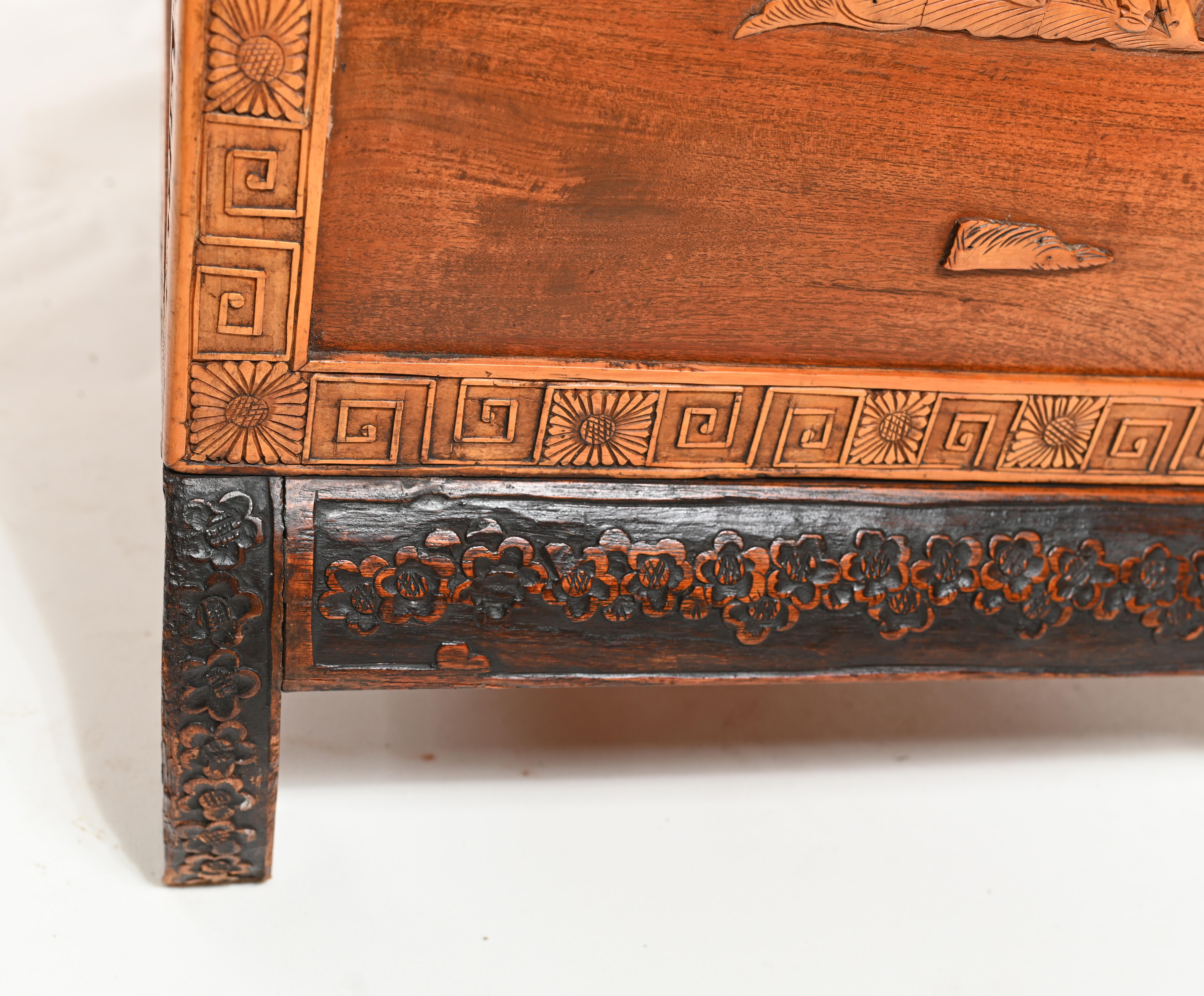 Chinese Camphor Chest Wedding Trunk Carved Figurines, 1910 4