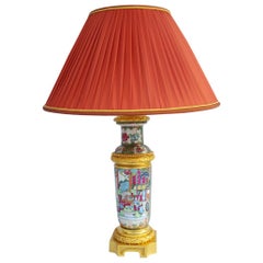 Antique Chinese Canton Porcelain Lamp, Late 19th Century