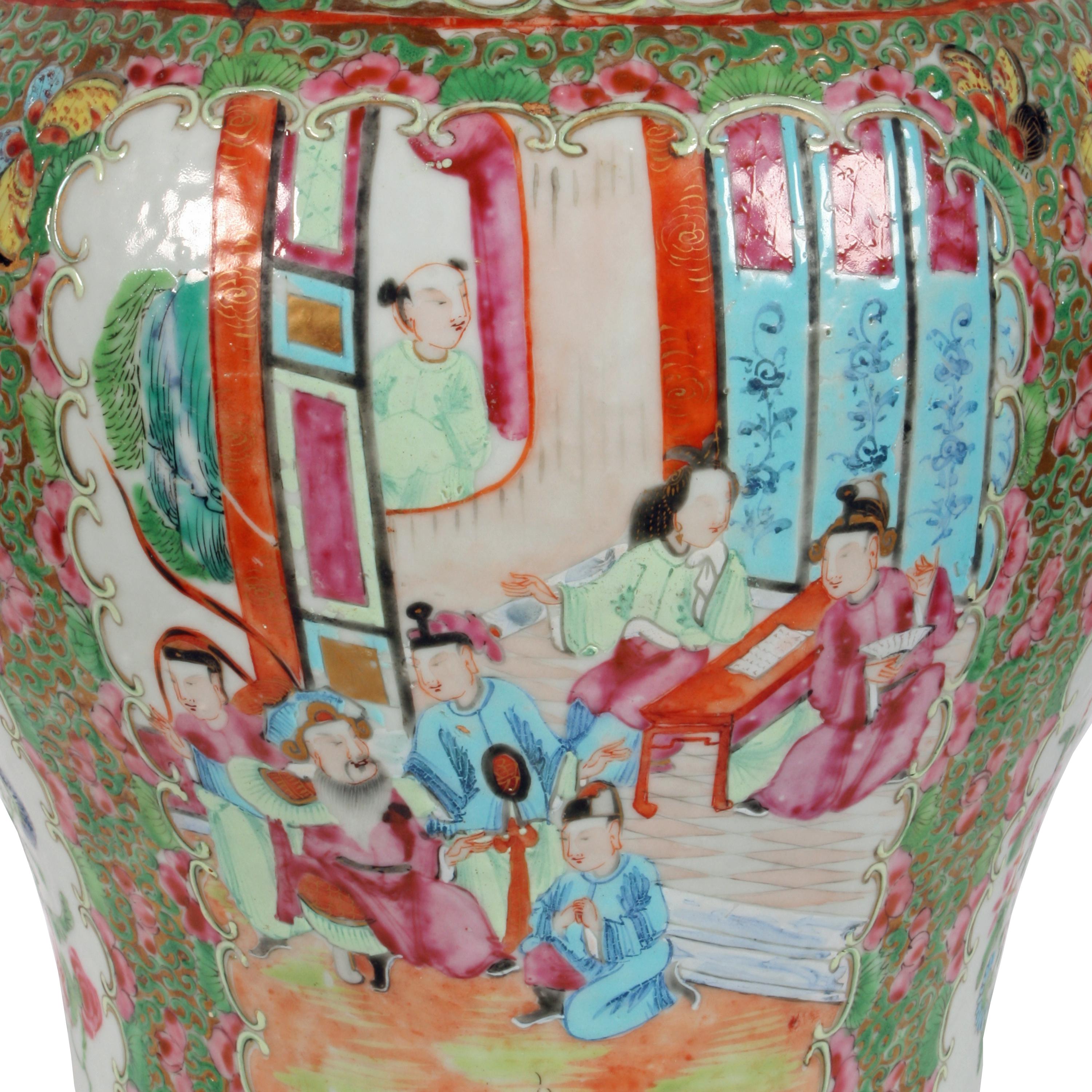 Chinese Canton Porcelain Table Lamp 2