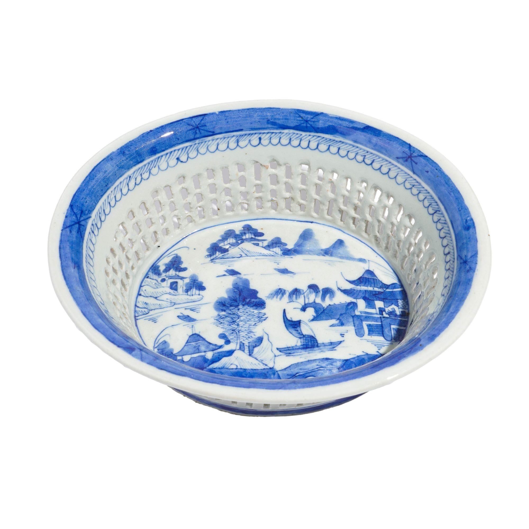 Cesta y forro de castaño reticulado chino de Cantón, c. 1820 siglo XIX en venta